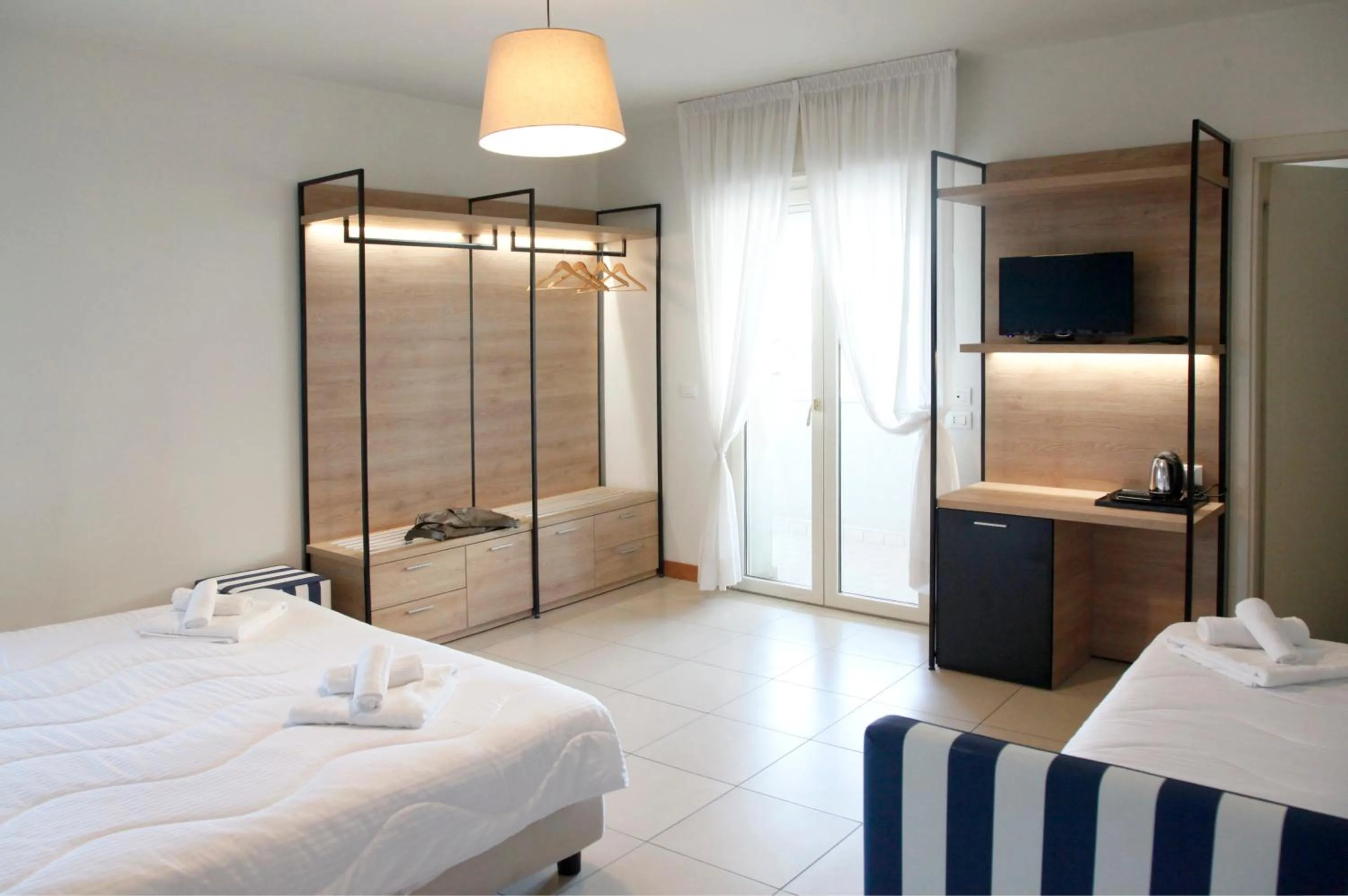 Bed in Hotel Majorca sul Mare in centro a Riccione con Area Fitness