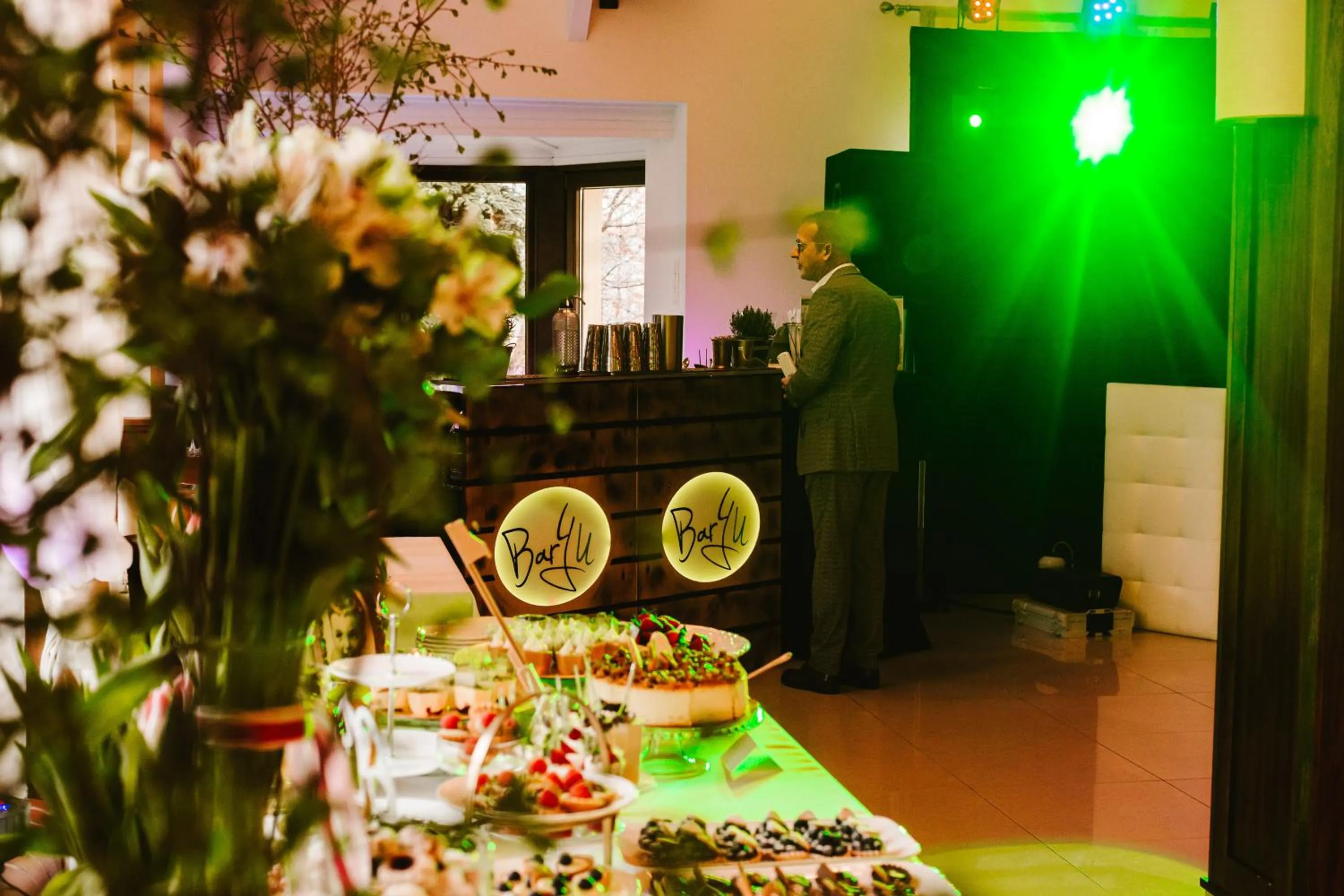 Restaurant/places to eat in Hotel & Restauracja Timberland