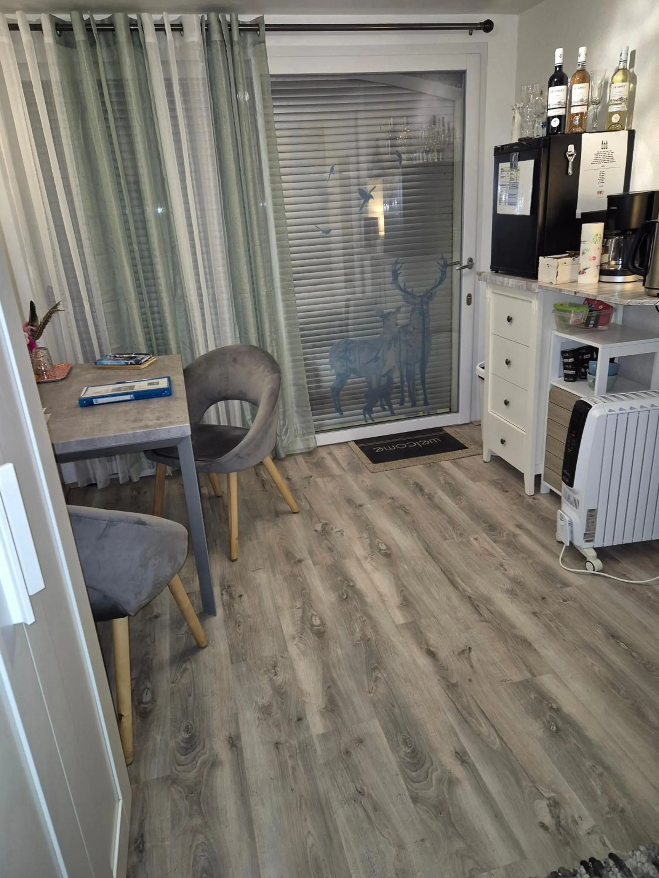 La Perle De Frayssinet-Le-Gélat - Chambre d'Hôtes - B&B