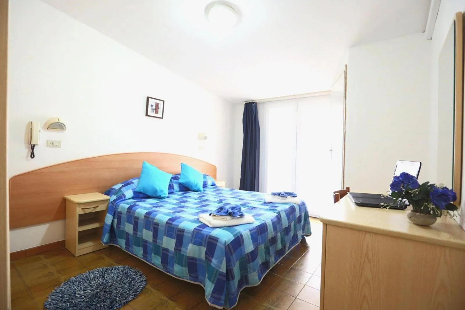 Other, Bed in Hotel TV