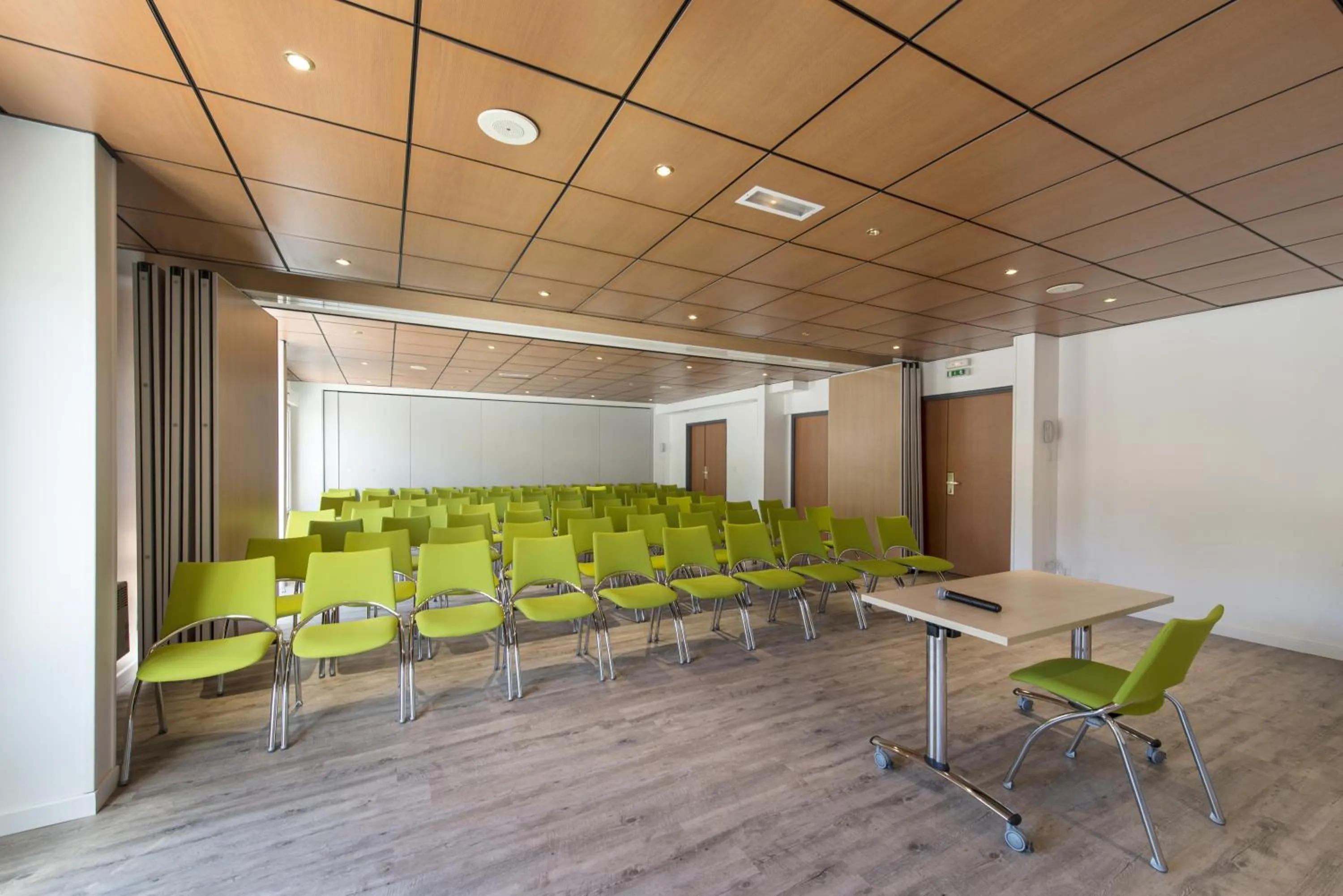 Day in Kyriad Tours - Joué-Lès-Tours