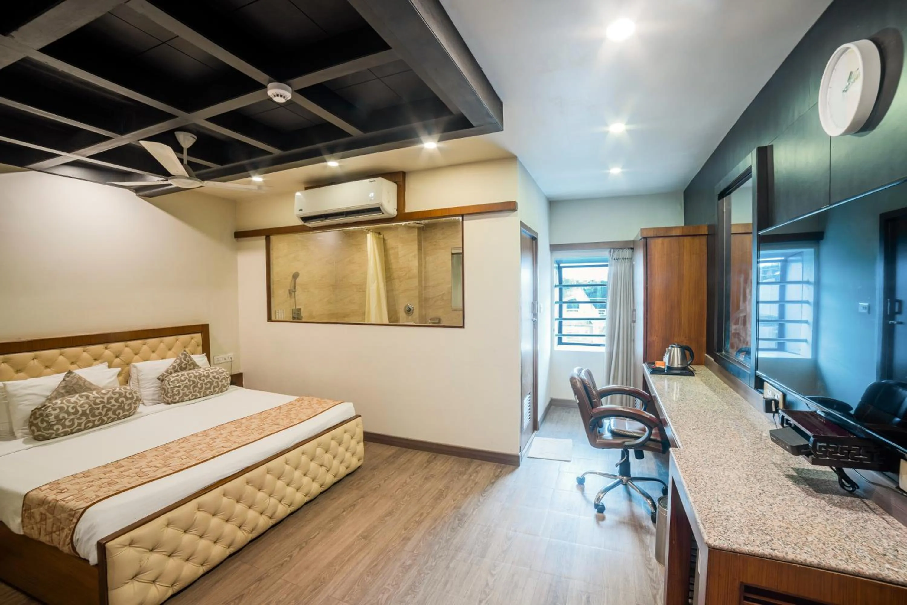 Bedroom, Bed in The Nagpur Ashok