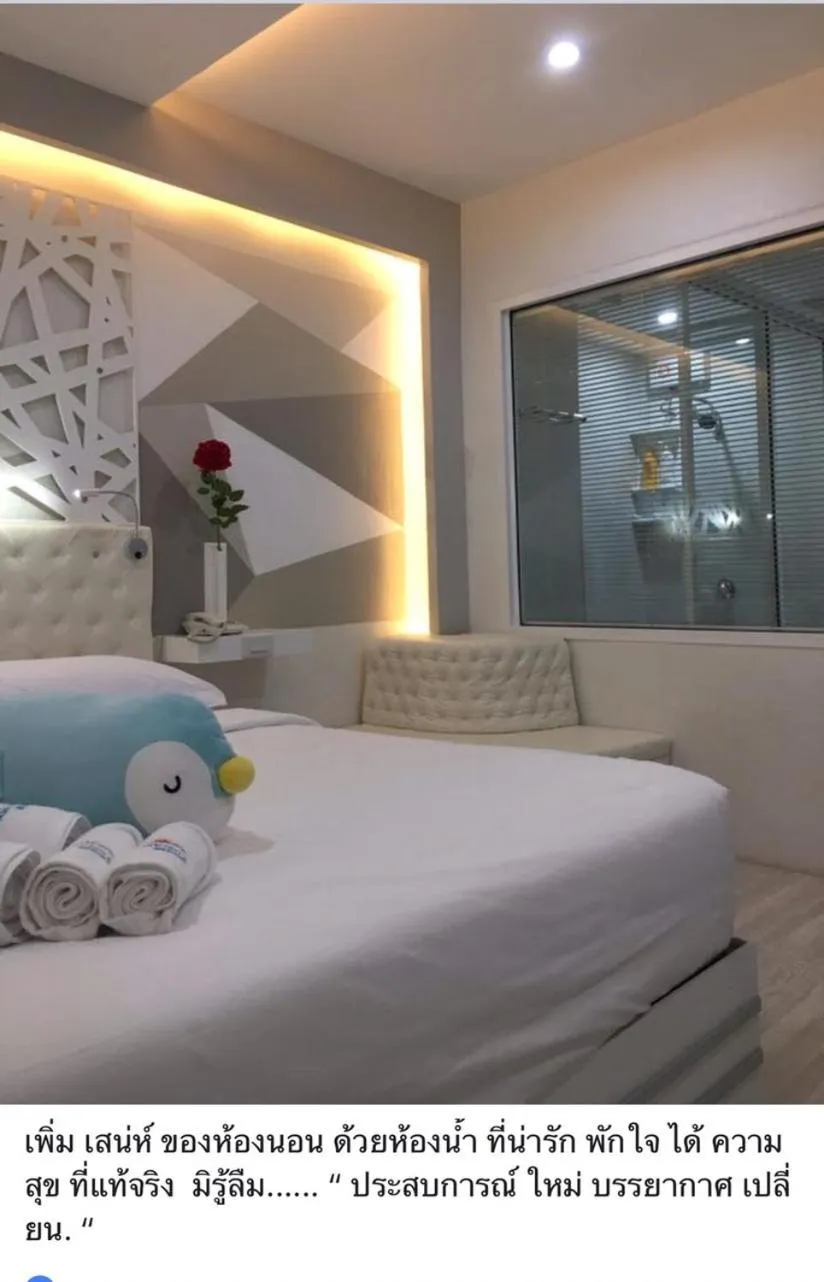 Bed in Fasai hut and resort