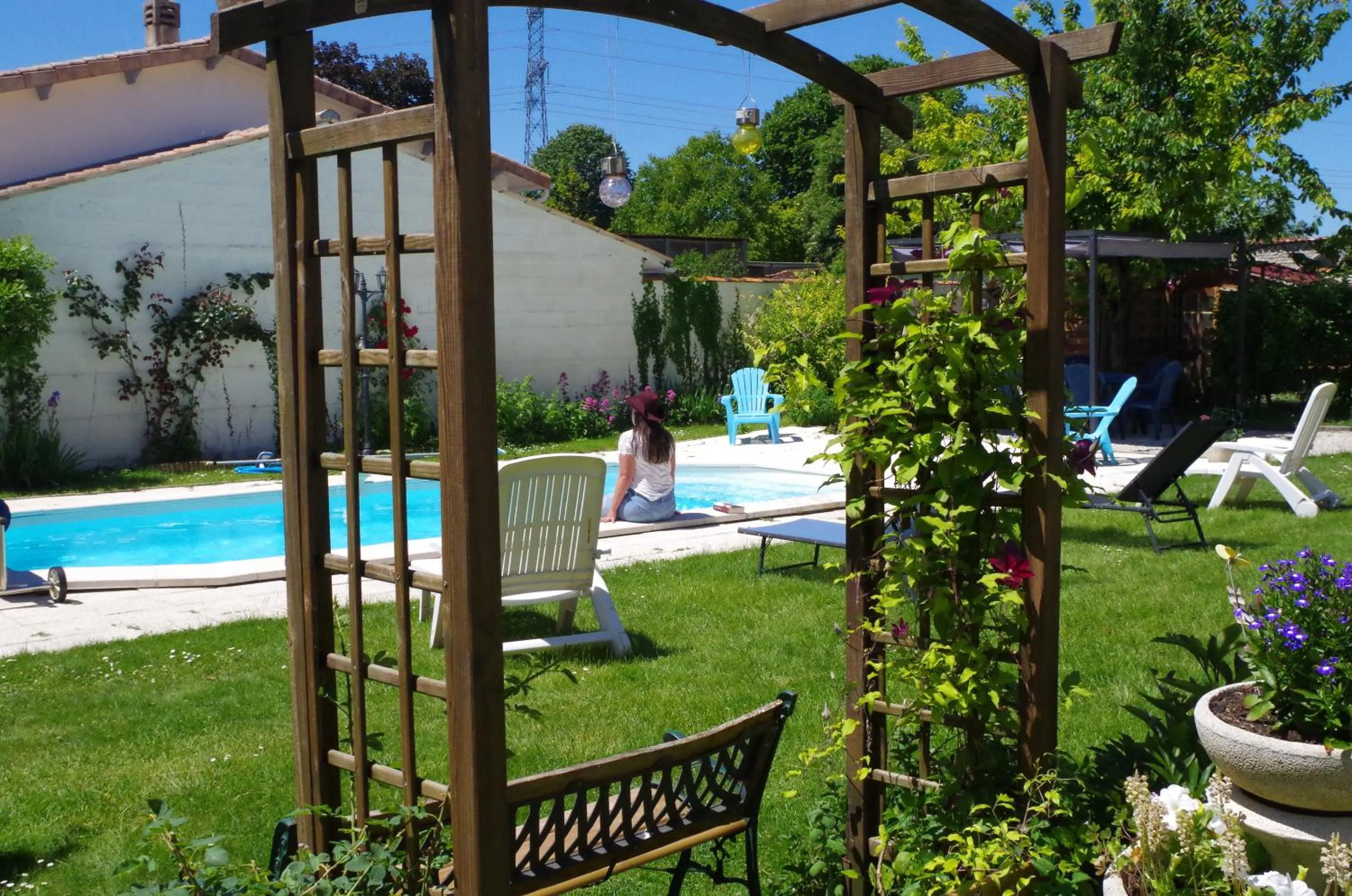 Garden in Maison d'Hôtes Le Cadran Solaire