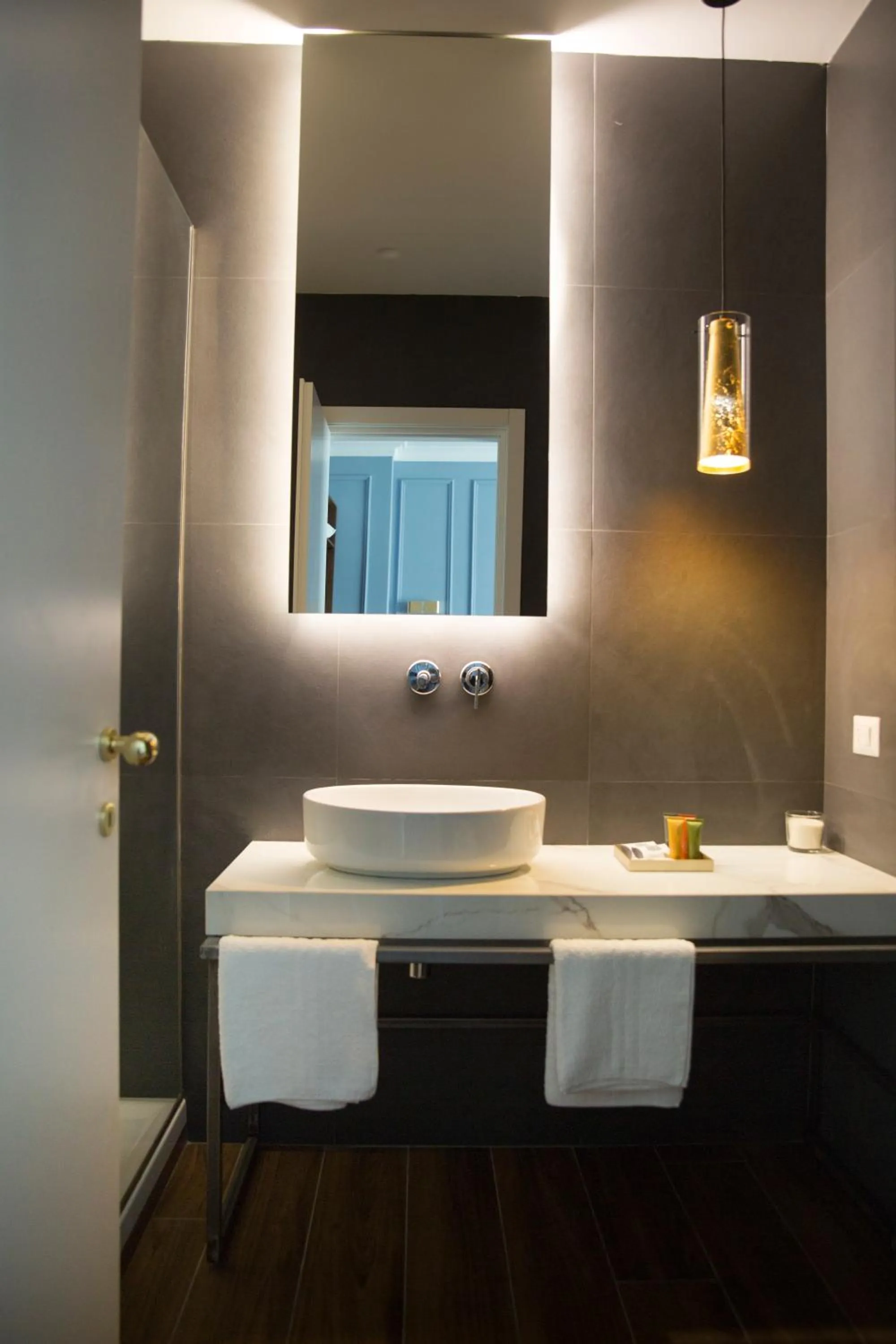 Bathroom in Unicum Roma Suites