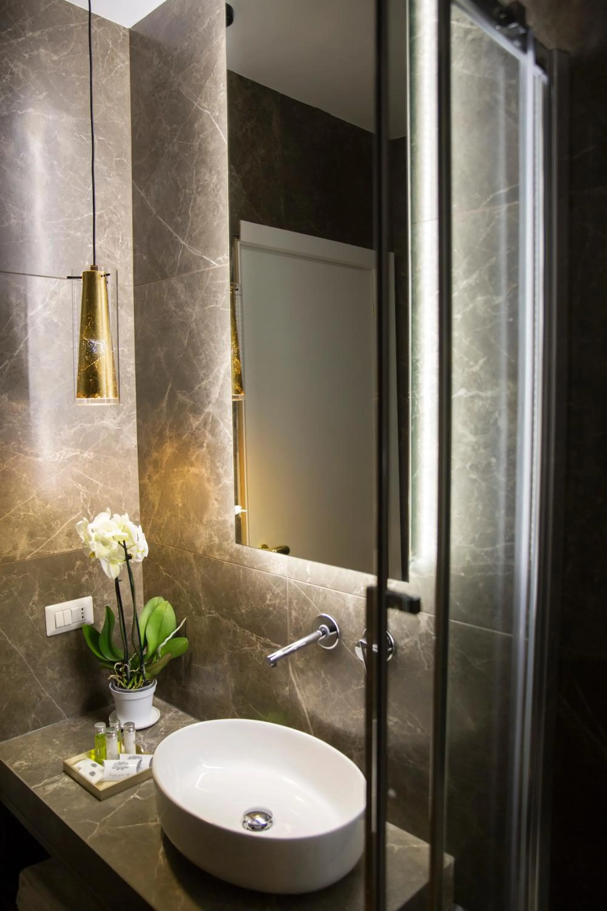 Bathroom in Unicum Roma Suites