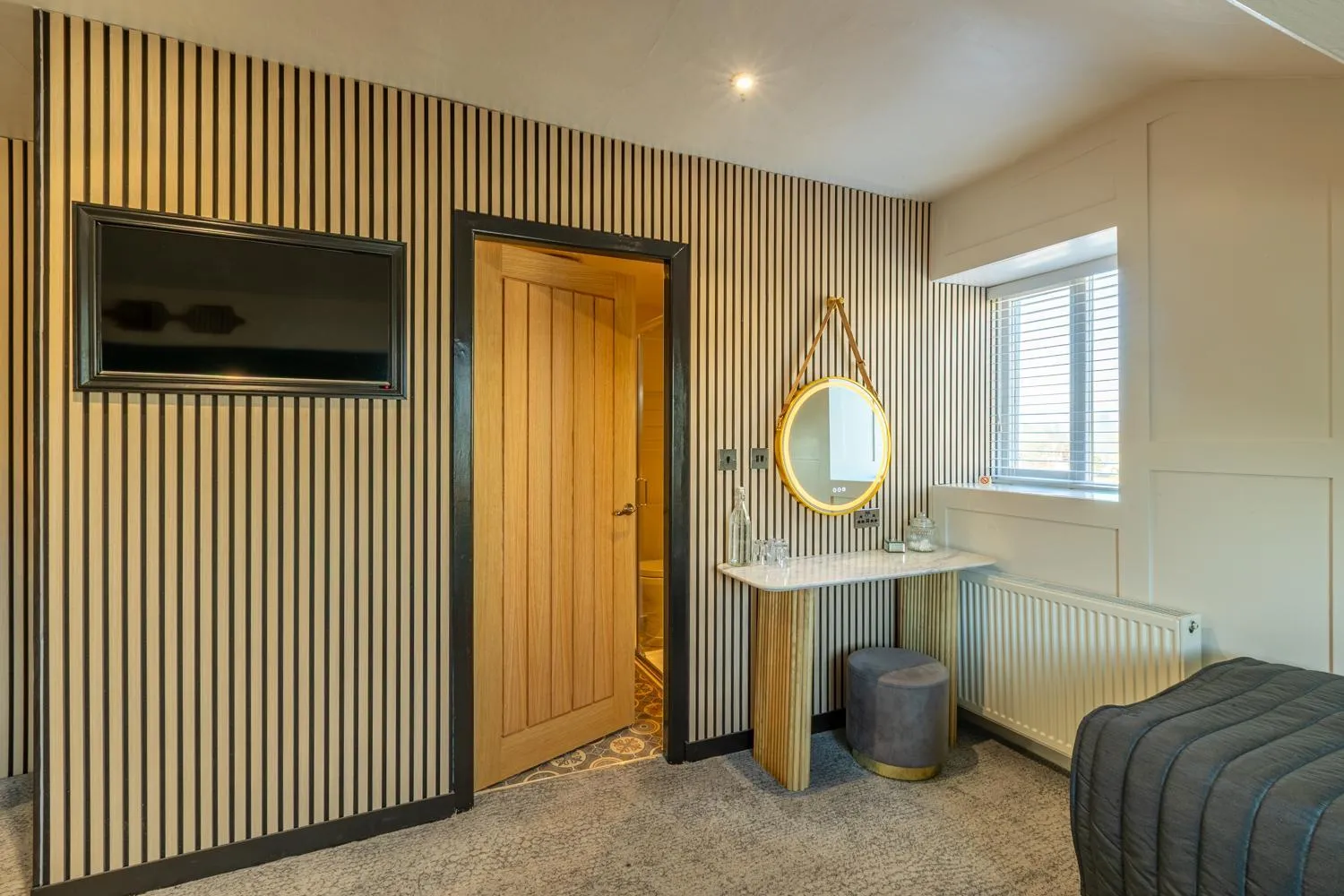 hair dresser in Holly Lodge Guest House with FREE off site health club