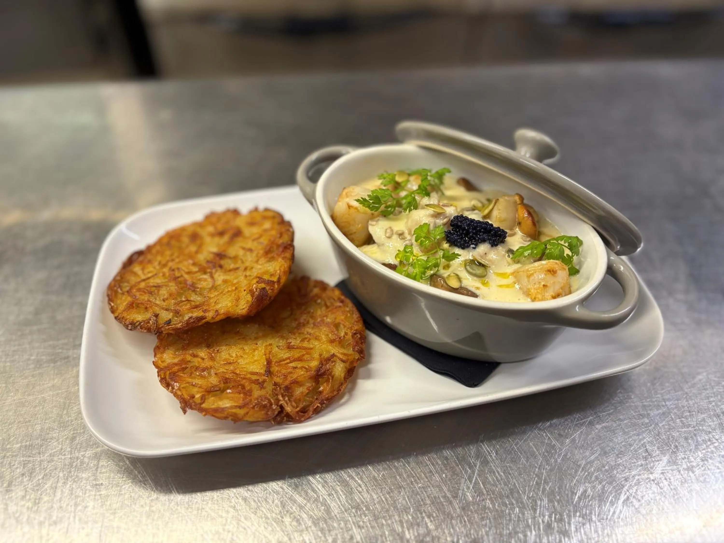 Restaurant/places to eat in Brit Hotel Quimper Nord