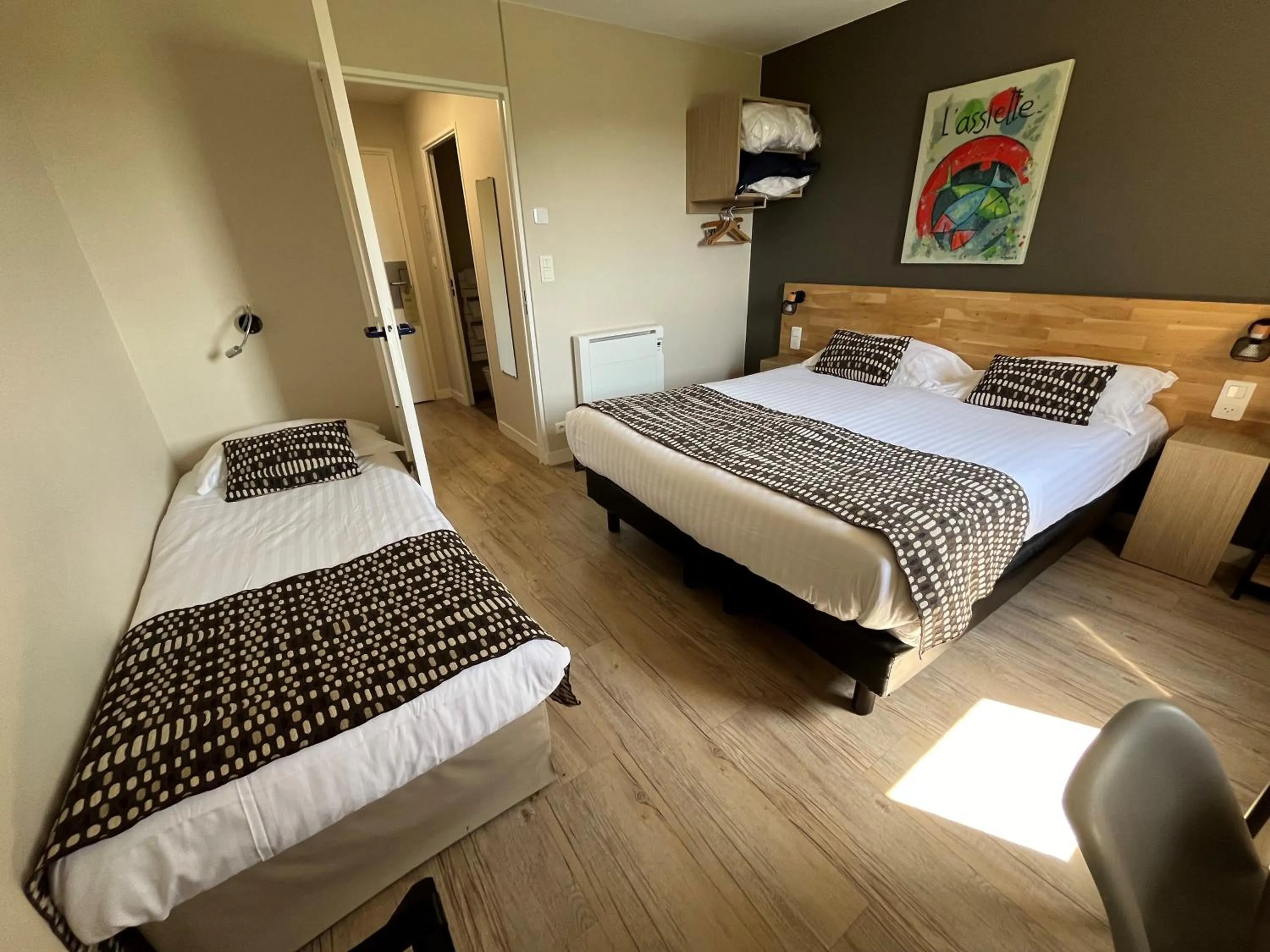 Bed in Brit Hotel Quimper Nord