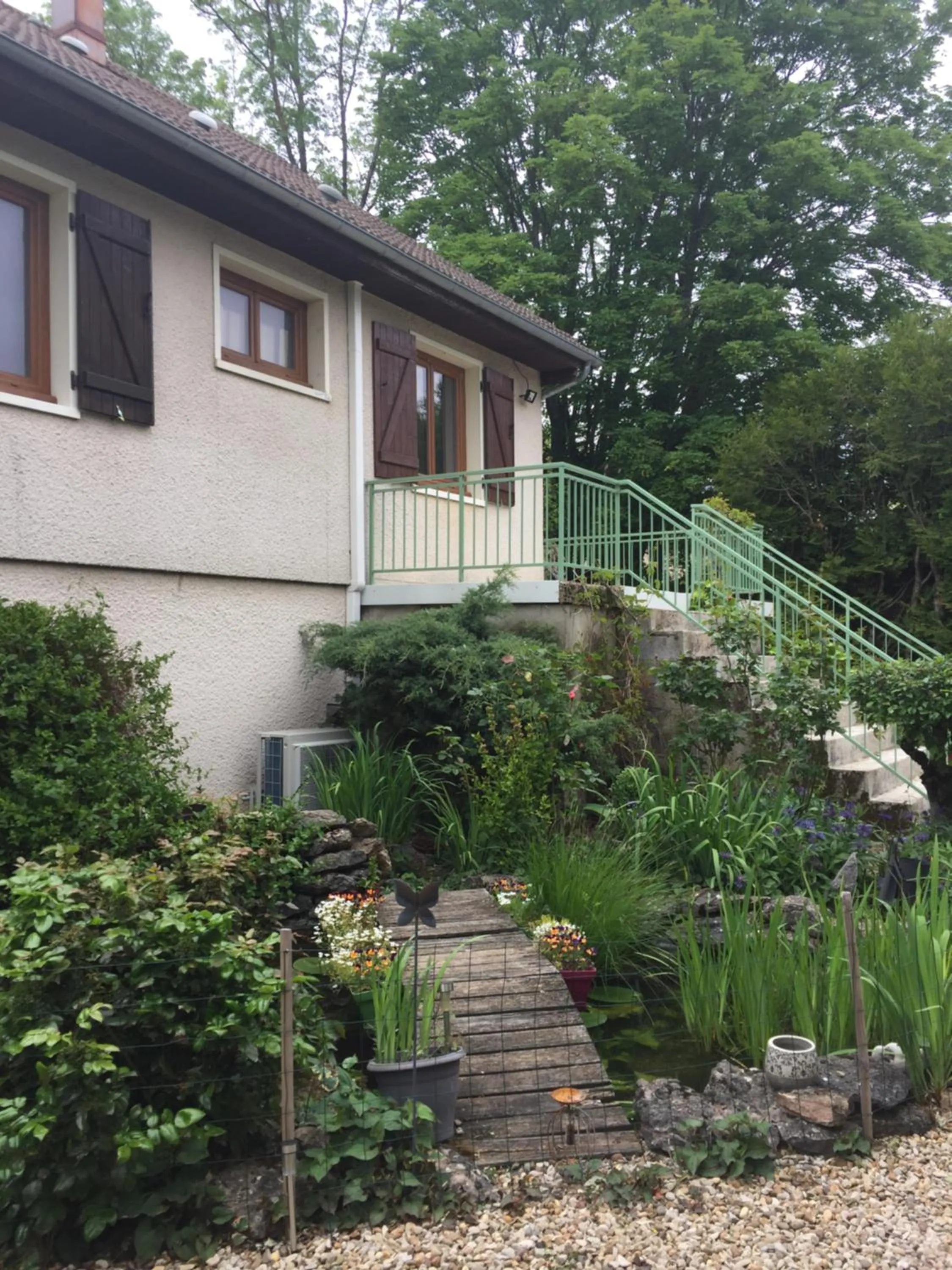 Facade/entrance in Sous la tour