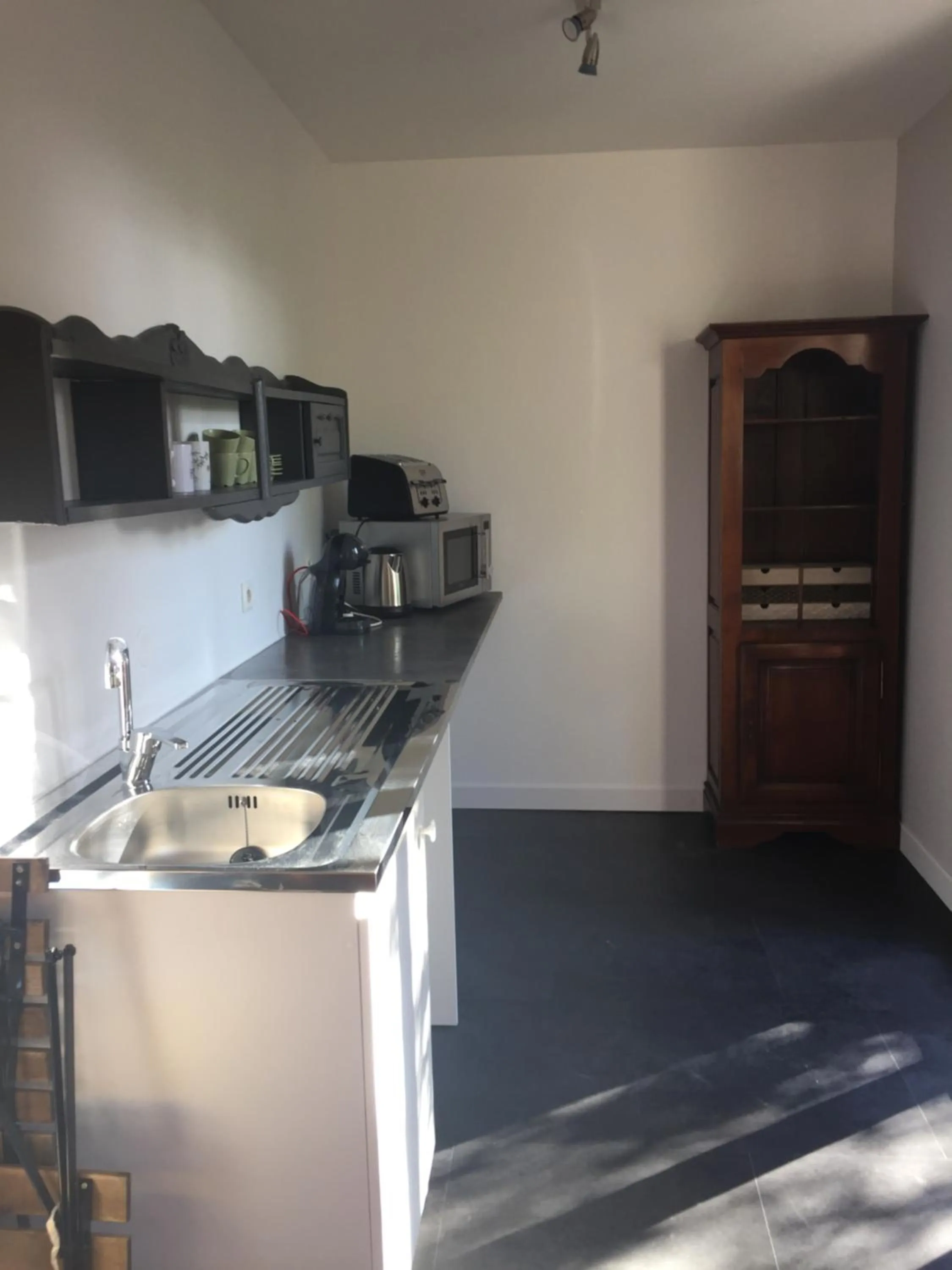 Communal kitchen in Sous la tour