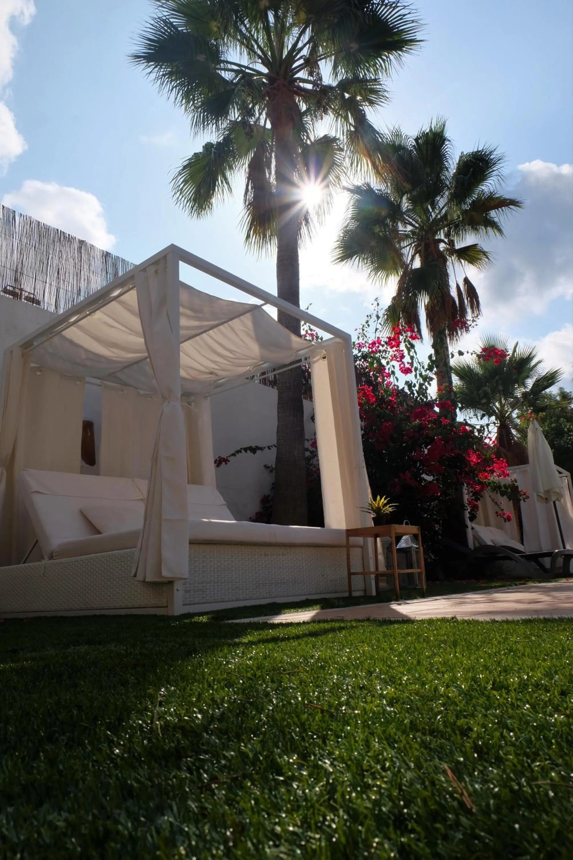 Swimming pool in La Concha Soul Boutique Hotel