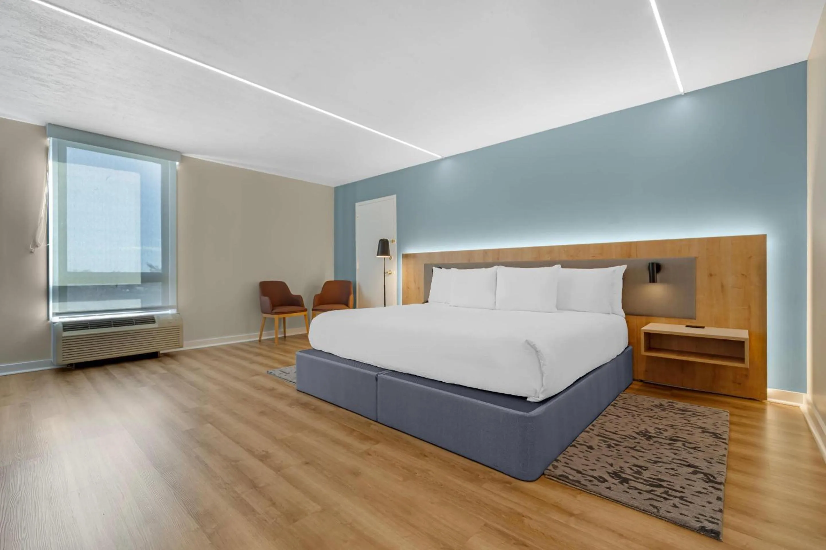 Bedroom, Bed in Radisson Hotel Philadelphia Northeast