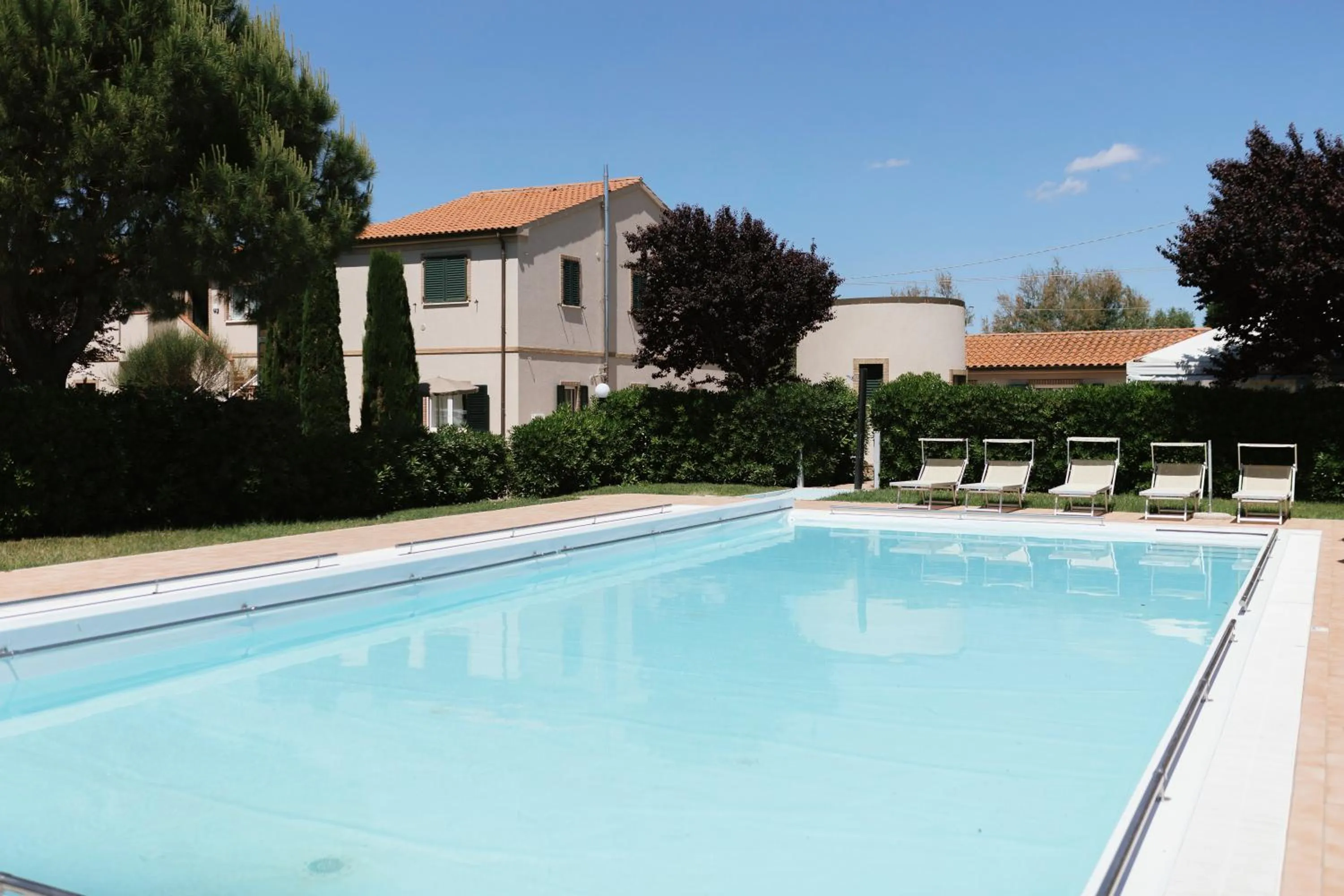 Swimming pool in Villa Chiara Porto Recanati