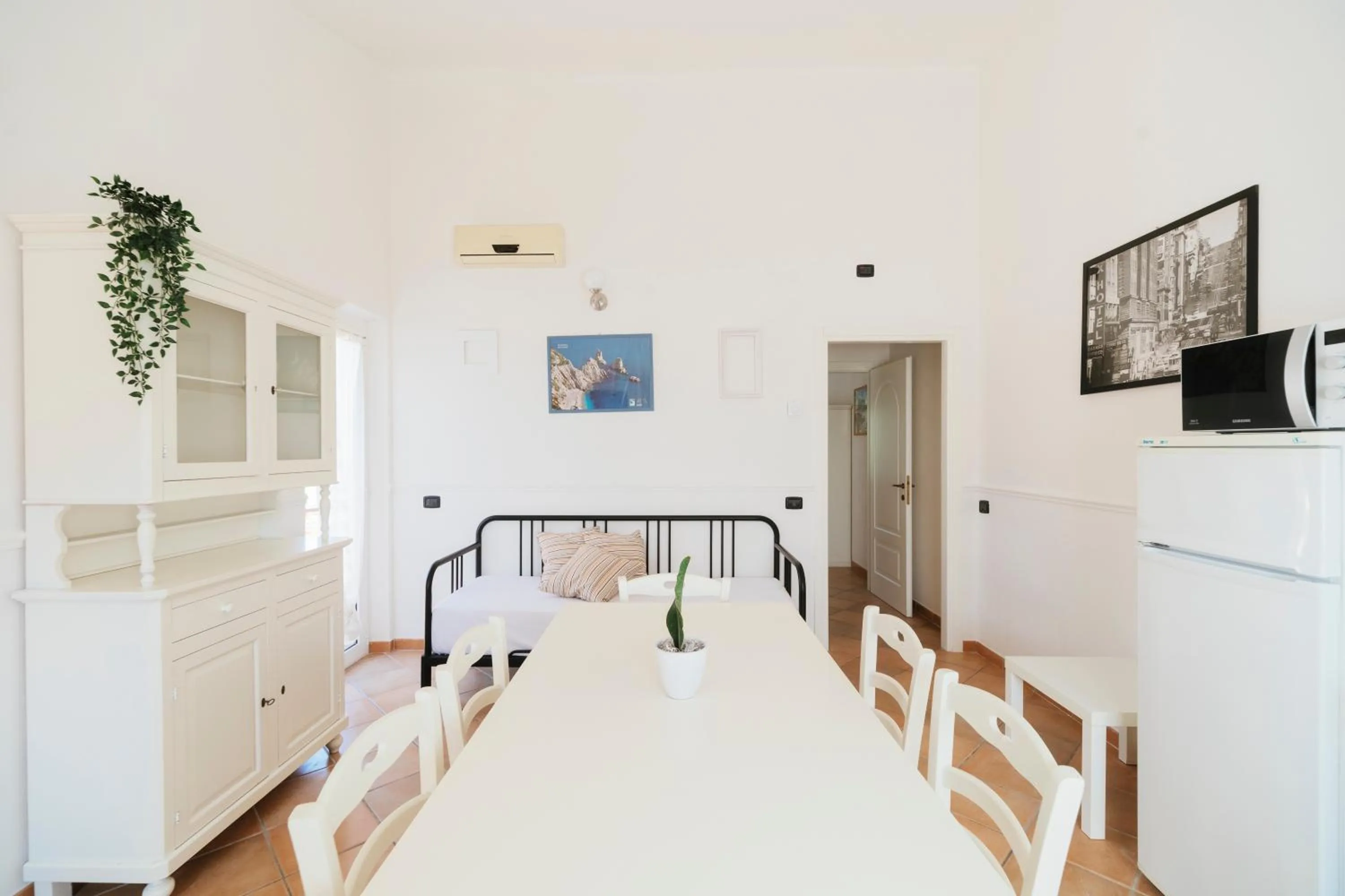 Dining area, Bed in Villa Chiara Porto Recanati