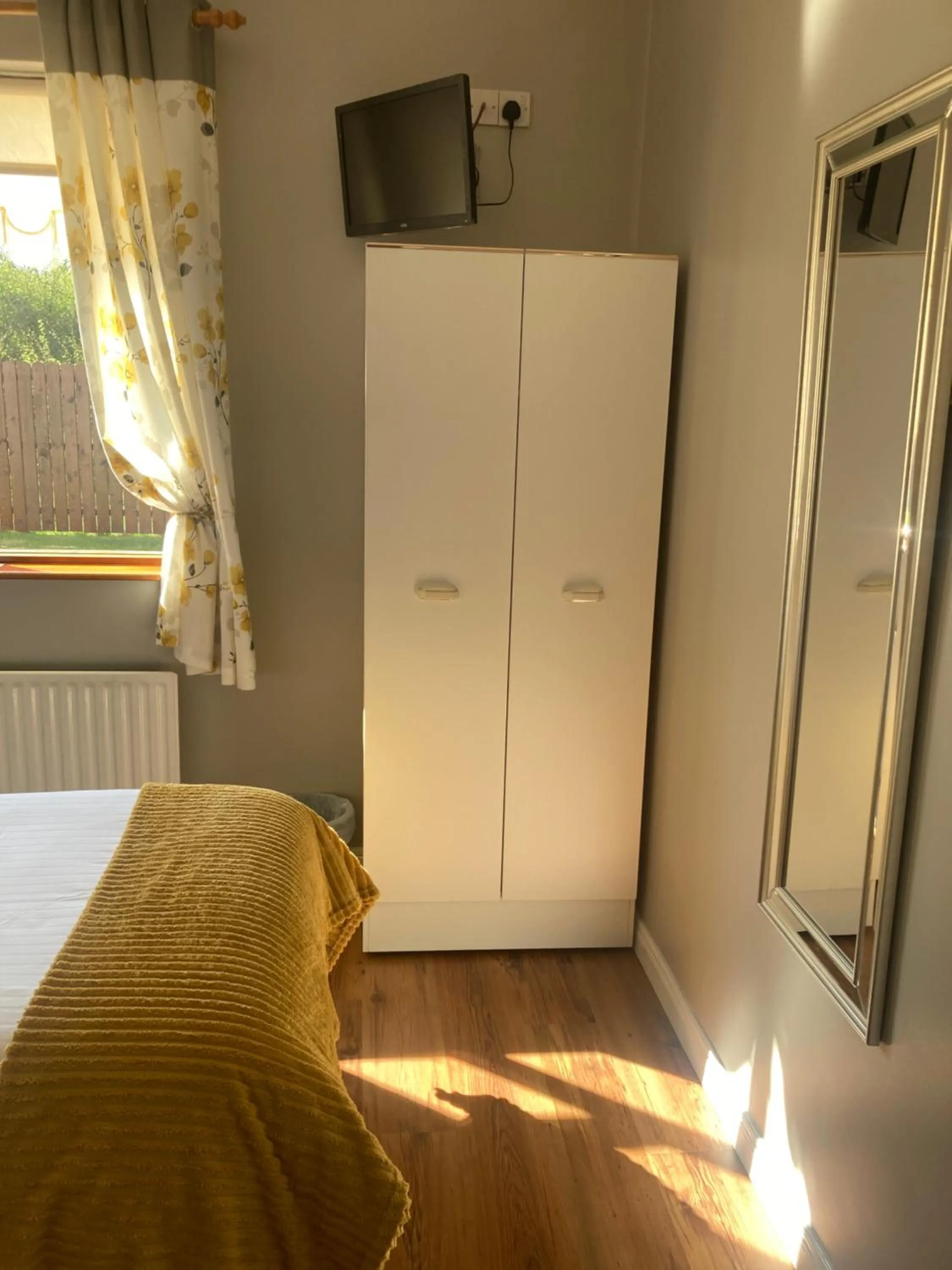 Bed in Steeple View B&B Guesthouse Donegal - Newly renovated in 2023