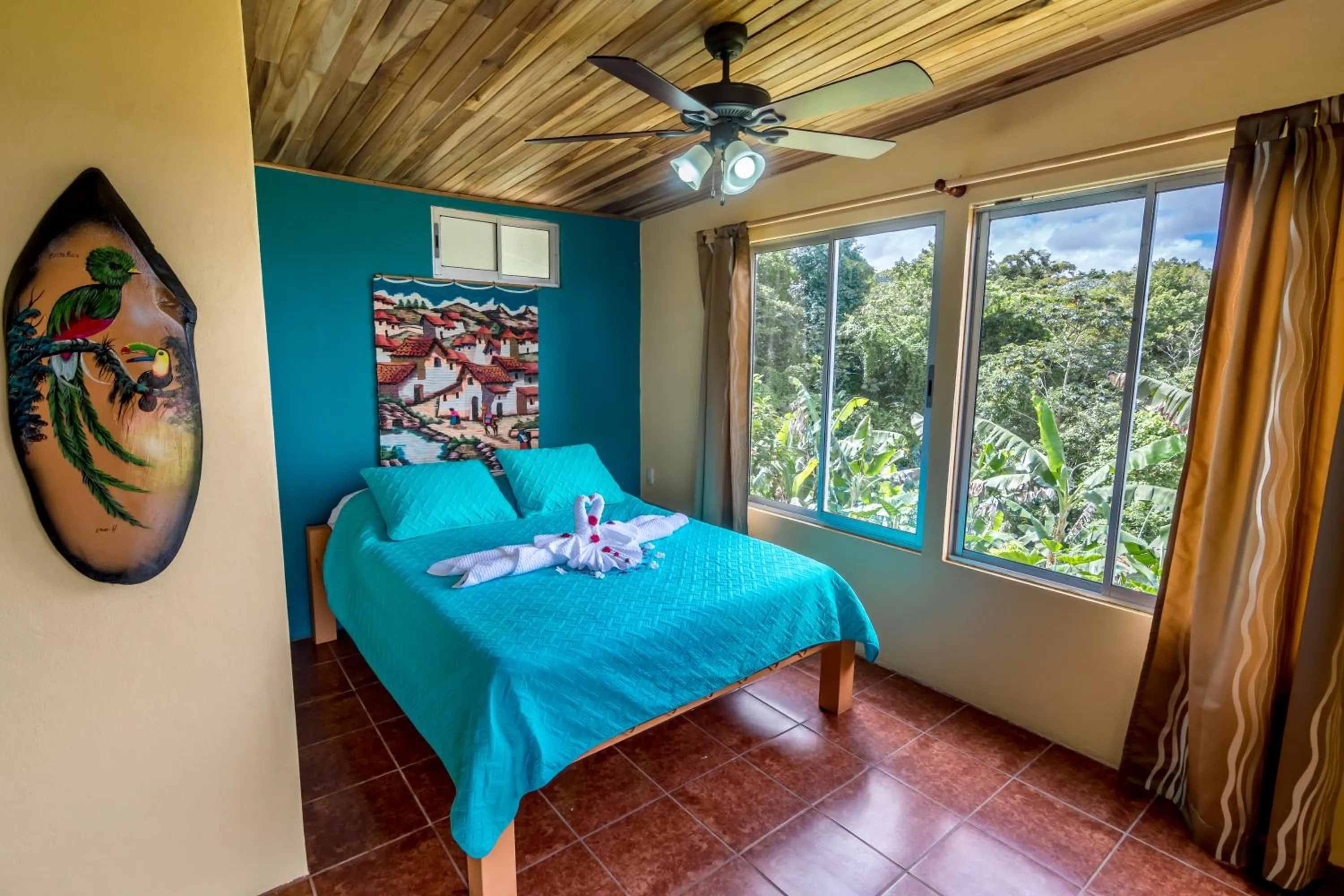 Bed in Hotel Nepenthe B&B