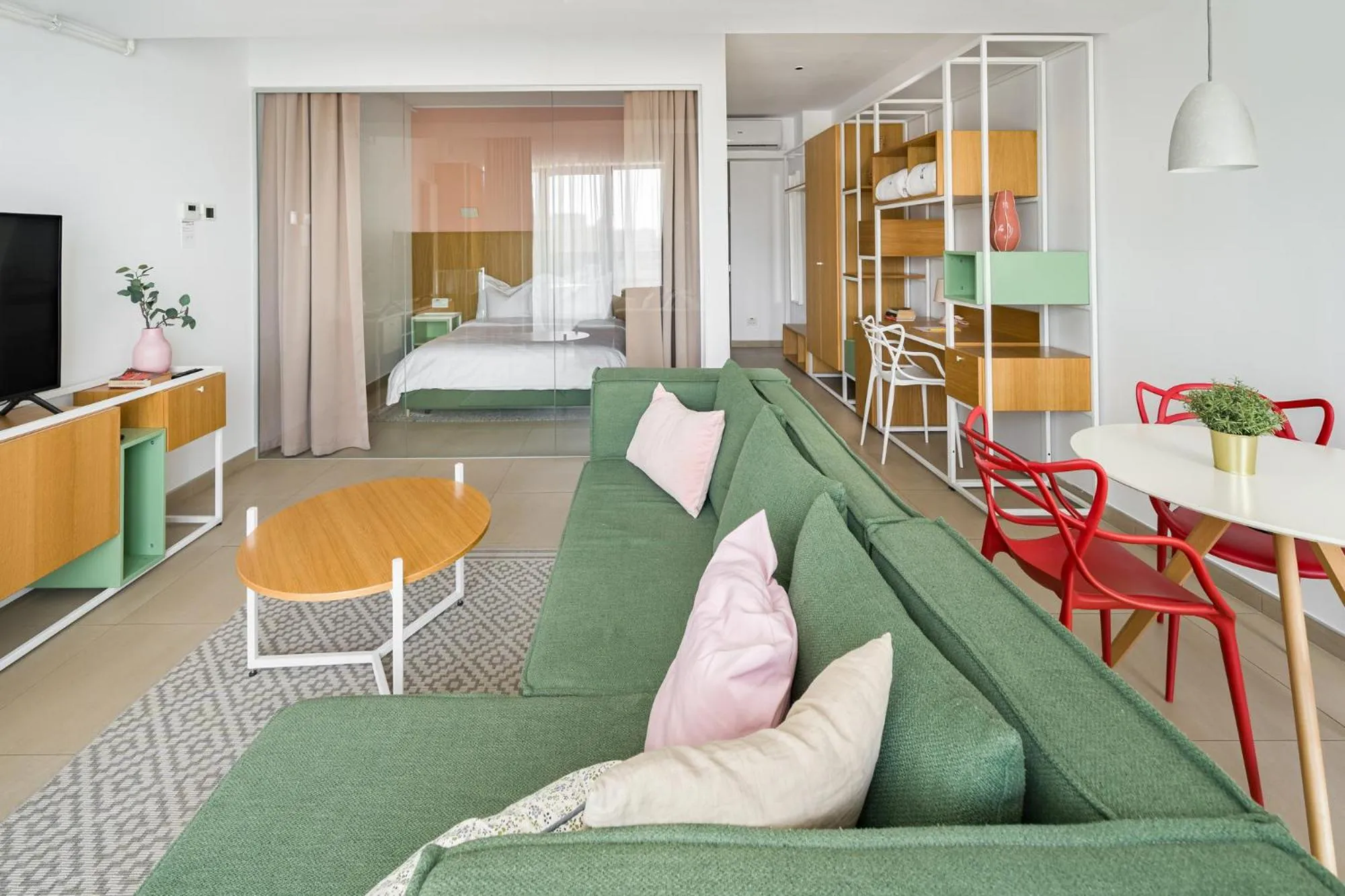 Living room, Bed in Riva Mamaia Beach Apart Hotel