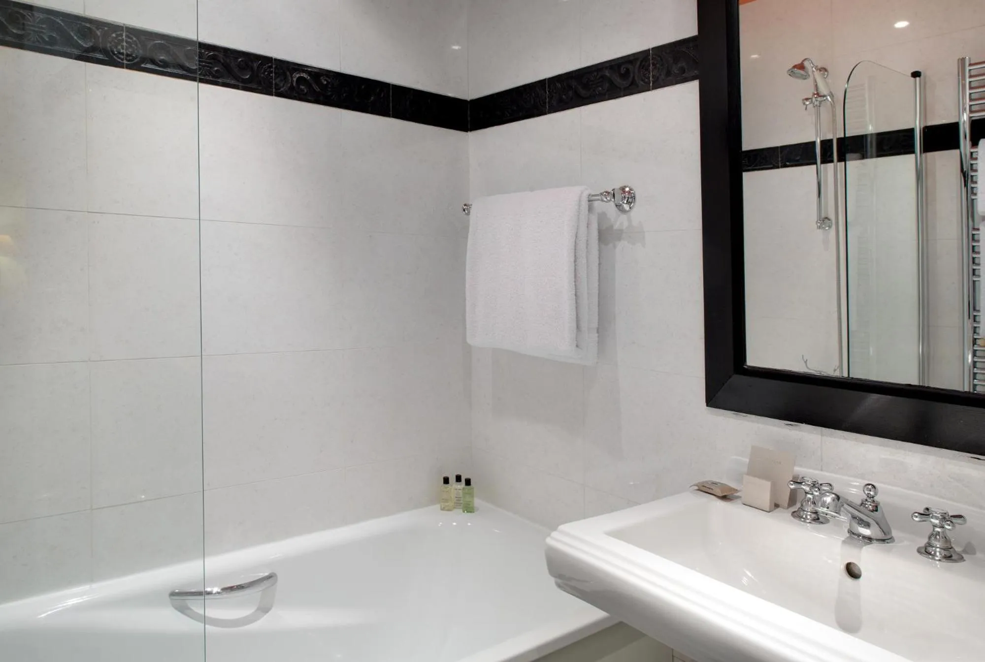 Bathroom in Le Senat