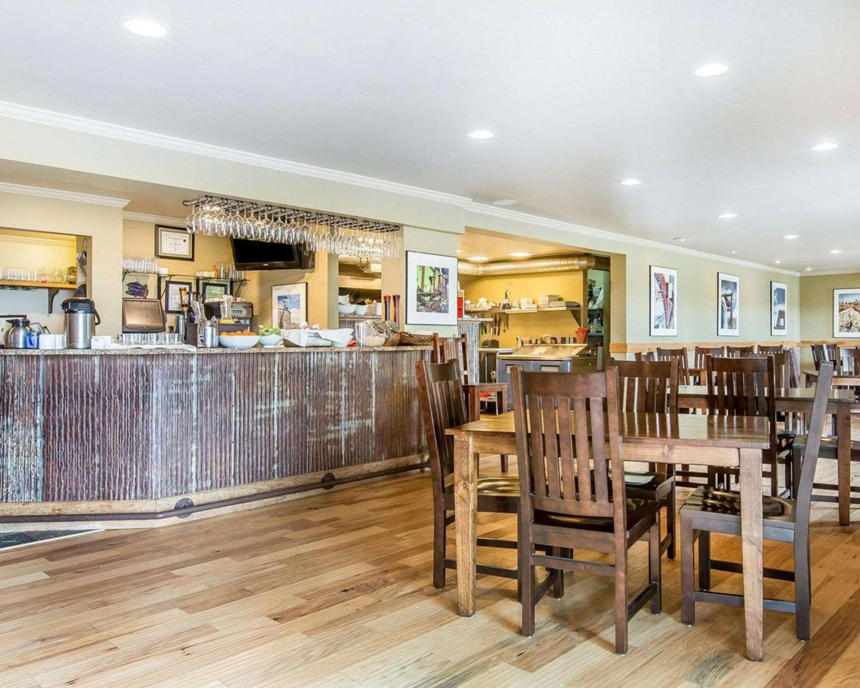 Breakfast in Yellowstone Valley Lodge, an Ascend Collection Hotel