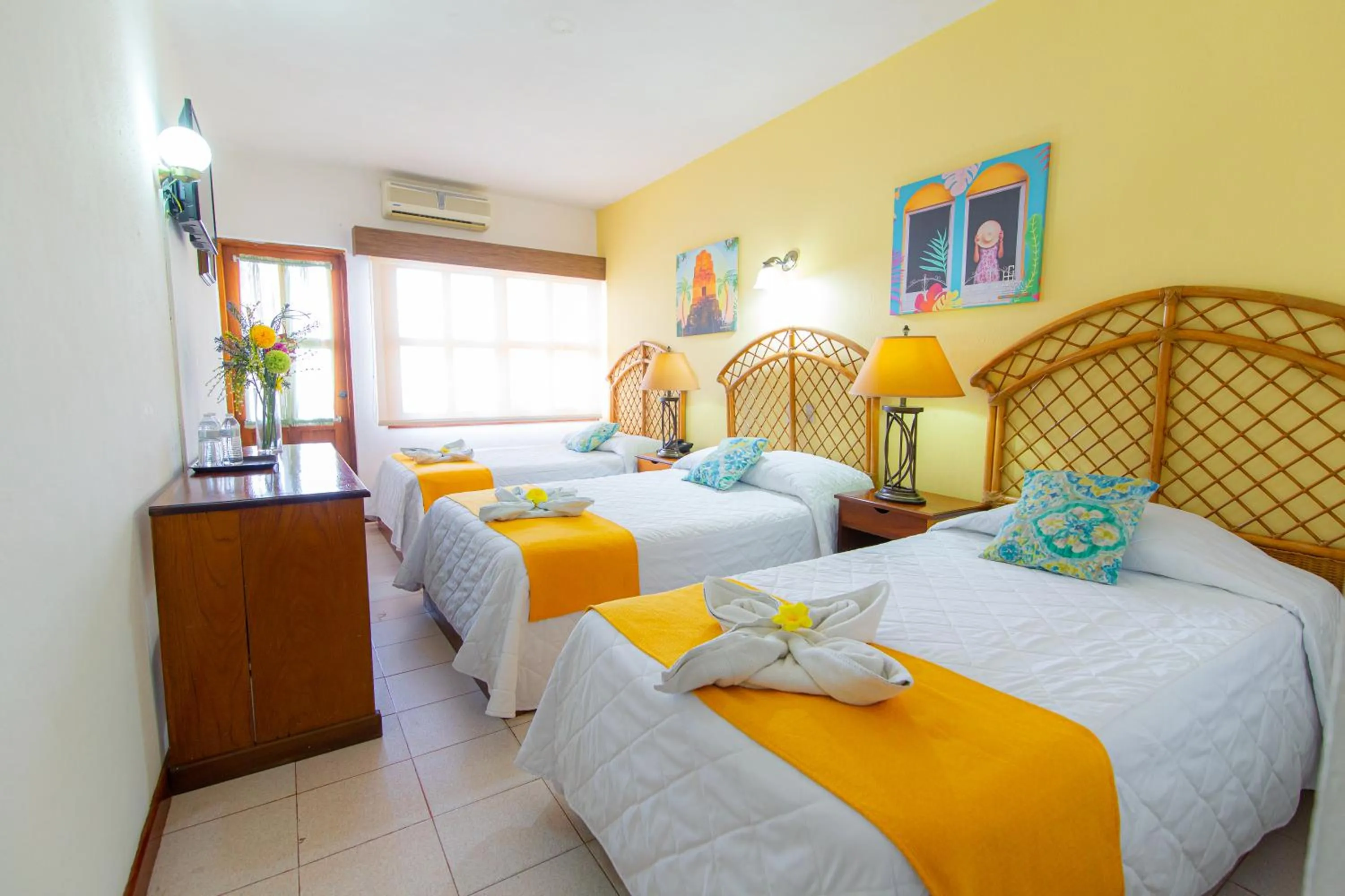 Bed in Hotel Santana