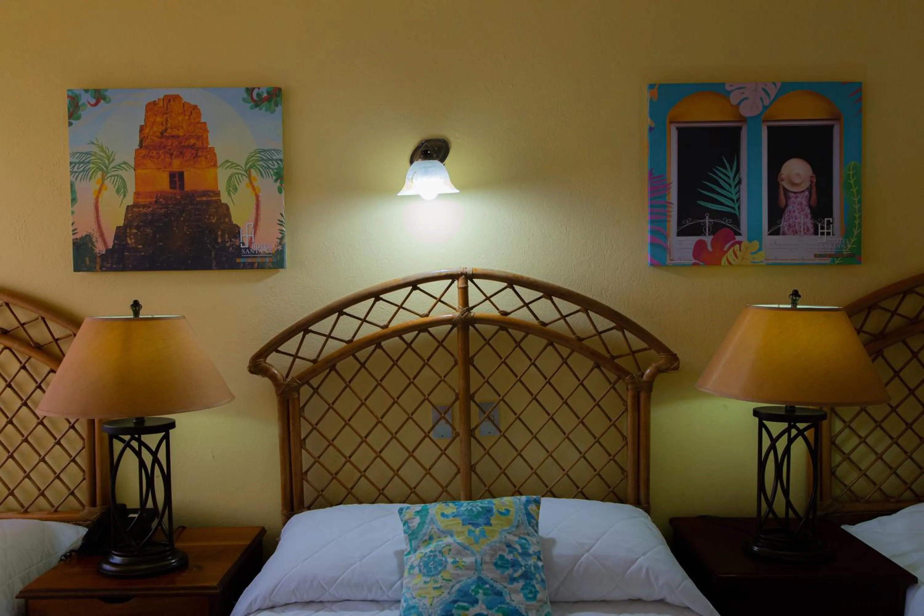 Bed in Hotel Santana