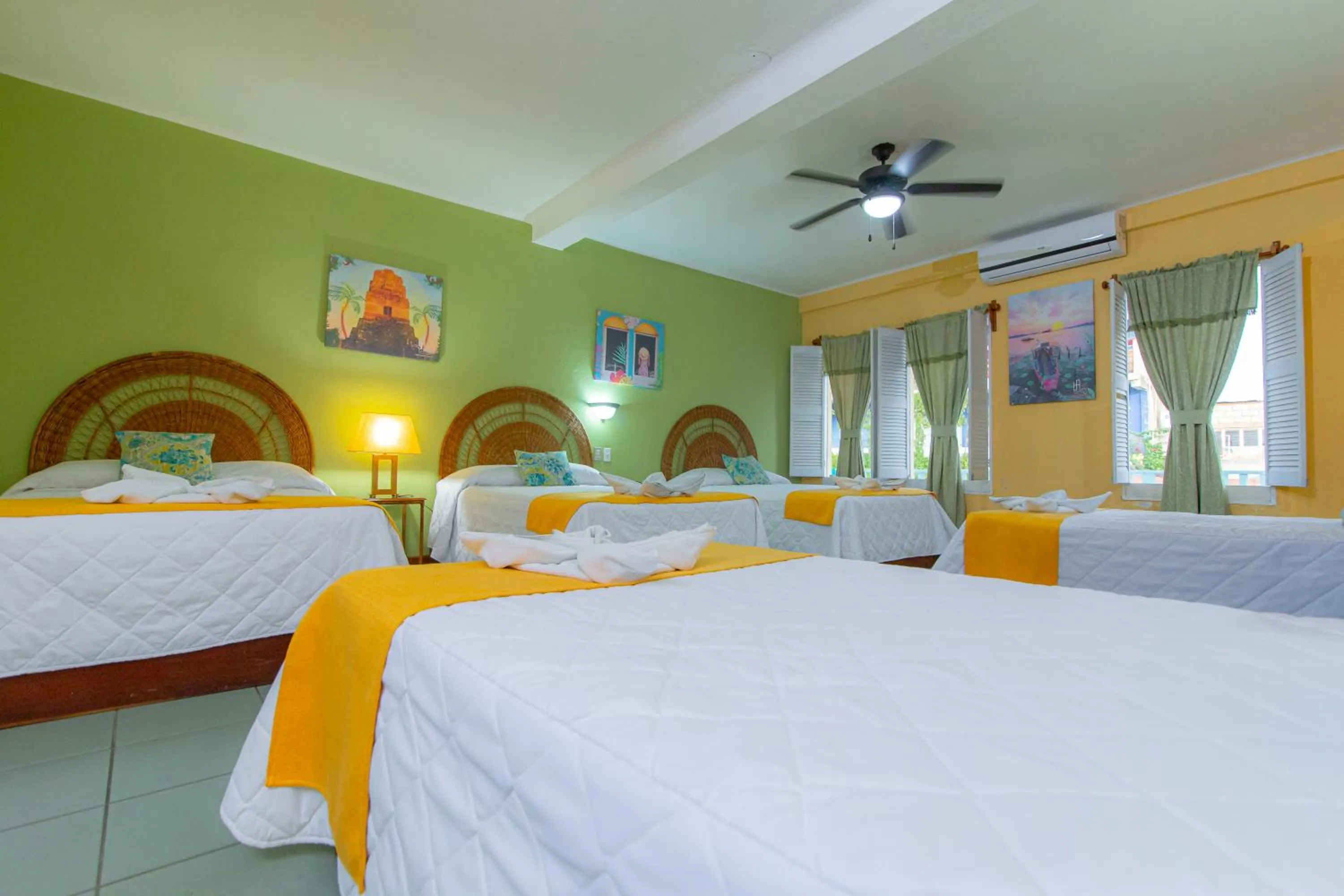 Family, Bed in Hotel Santana