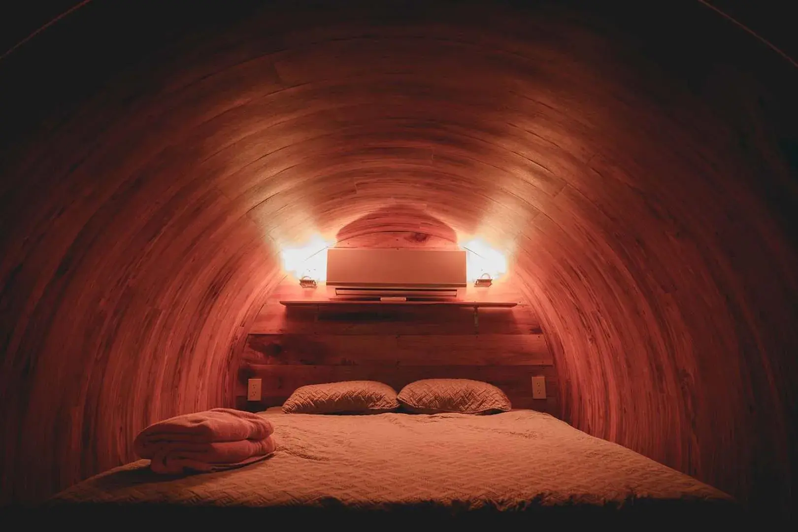 Cylinder Room (Adults Only - Shared Bathroom) in Arenal Backpackers Resort Cylinder Room (Adults Only - Shared Bathroom) in Arenal Backpackers Resort