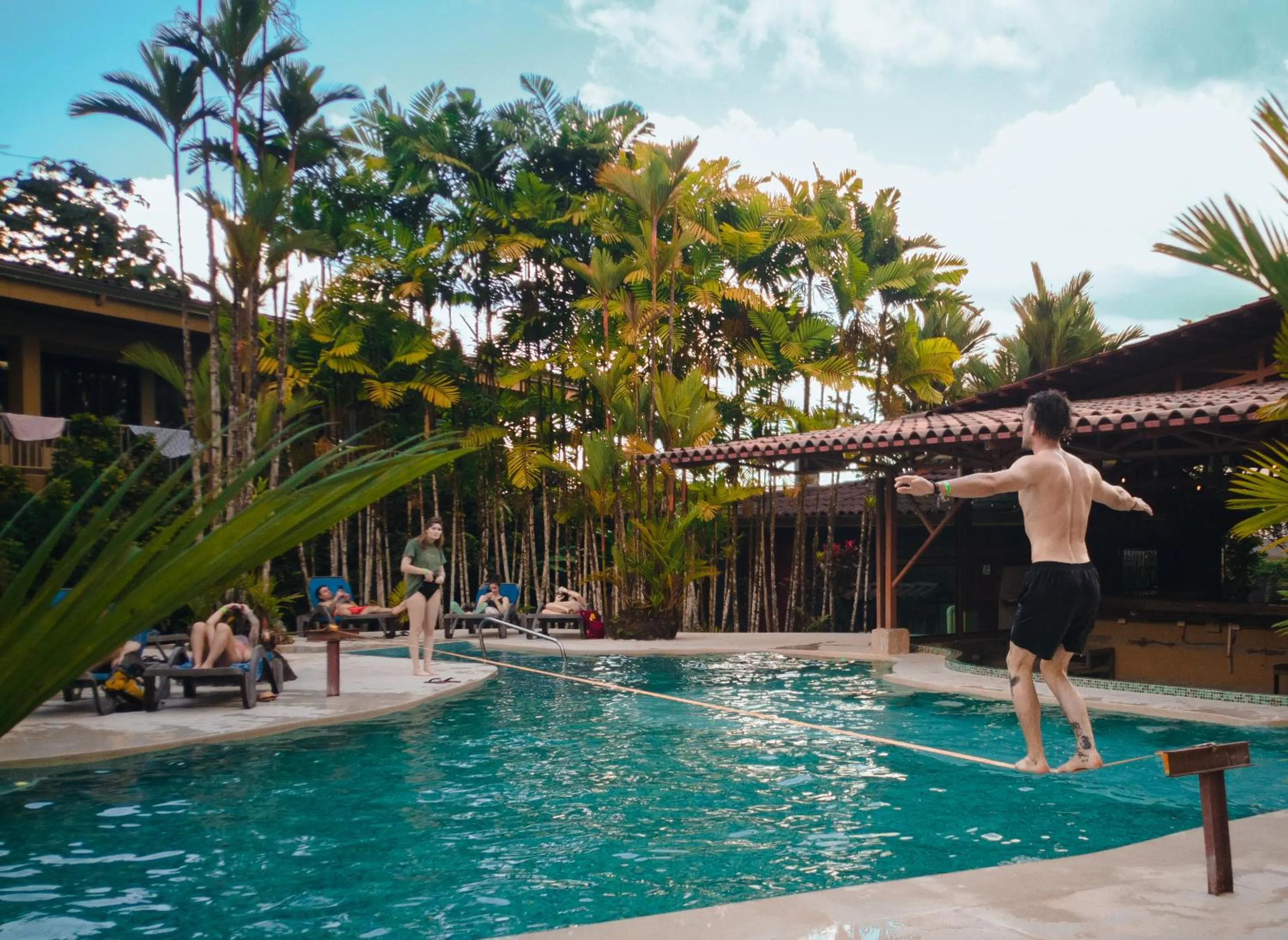 Swimming pool in Arenal Backpackers Resort