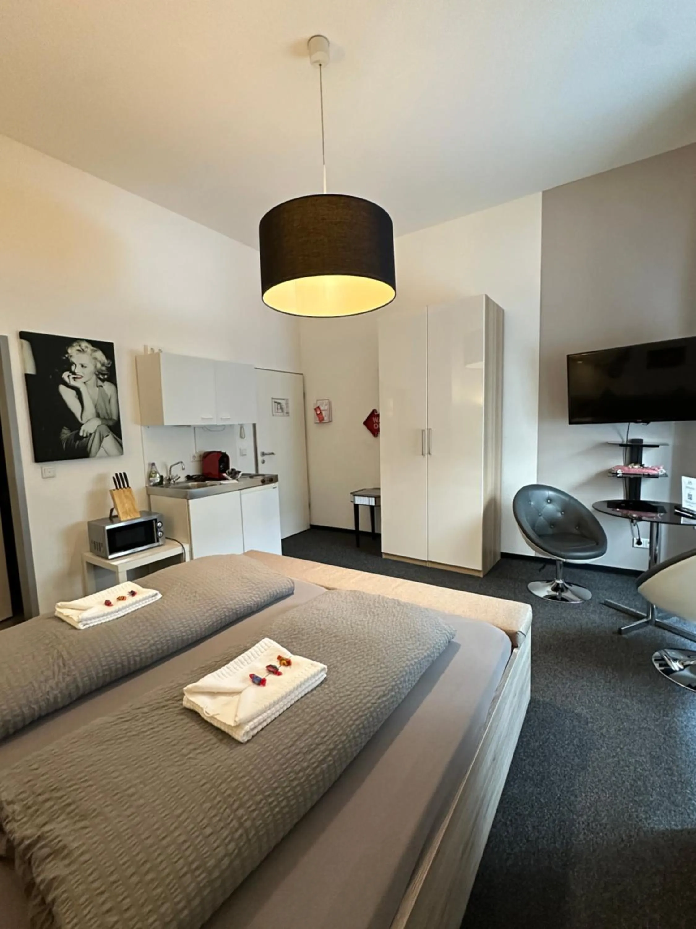 Bedroom, Bed in Aparthotel am Münzplatz