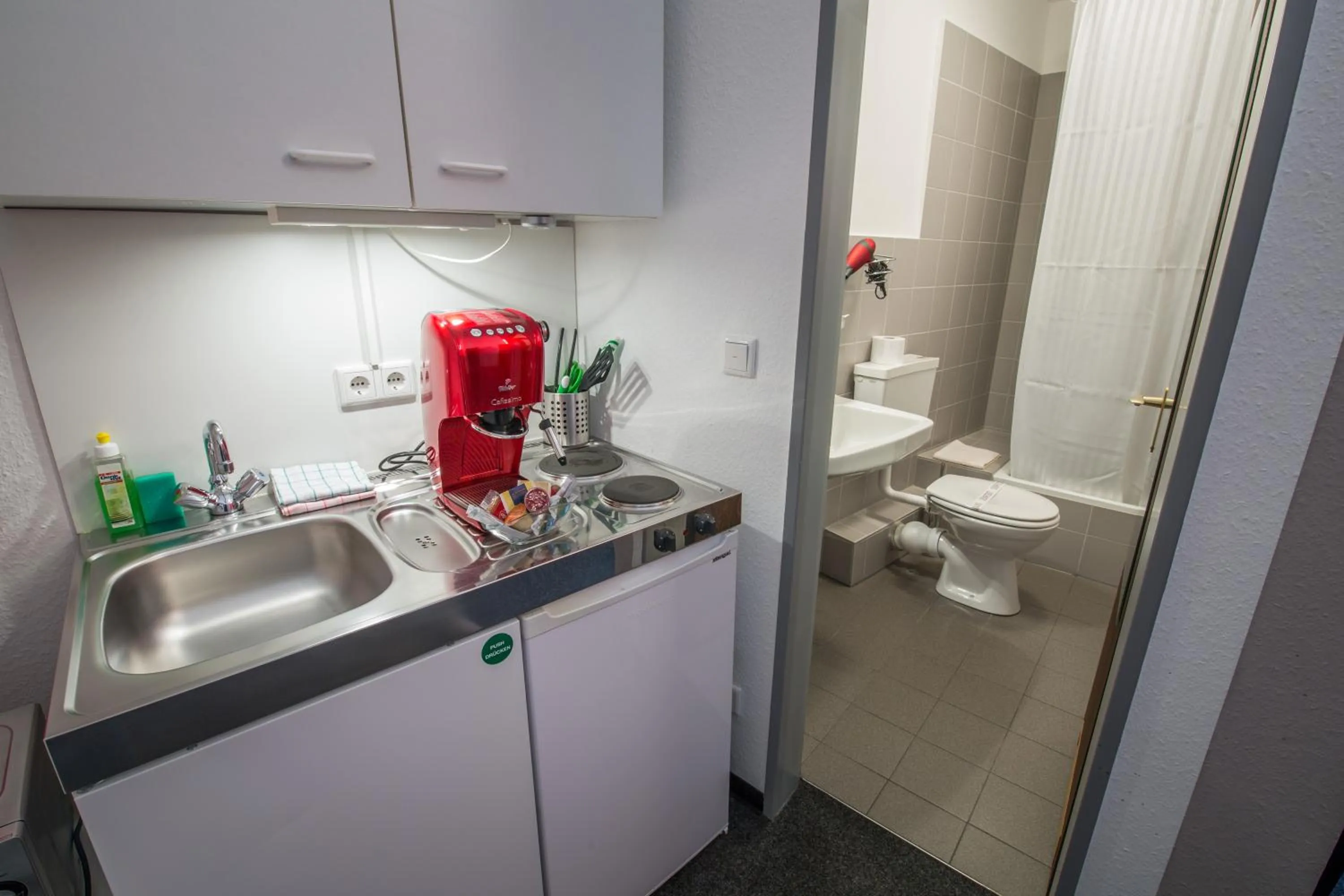 Toilet in Aparthotel am Münzplatz