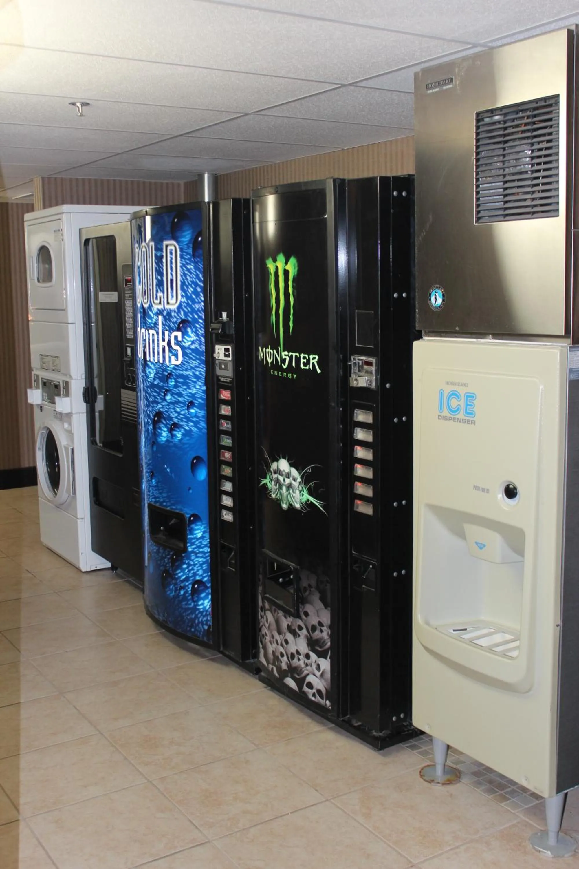 Drinks in Garden City Inn