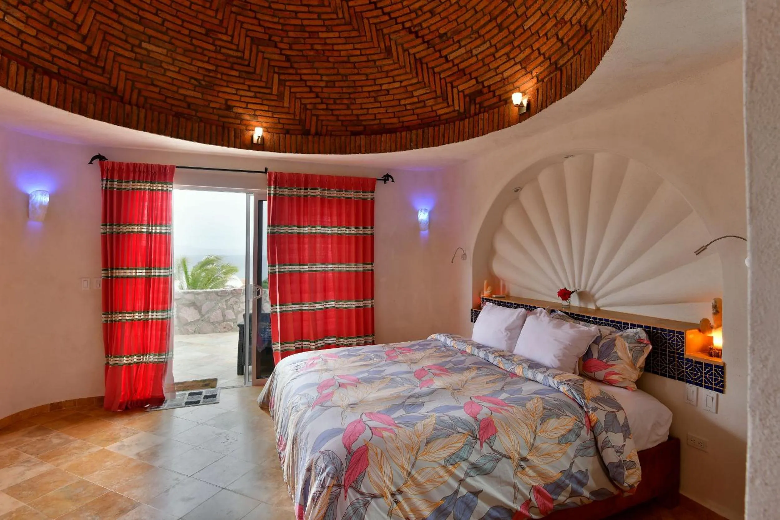 Bed in Ventana Bay Resort