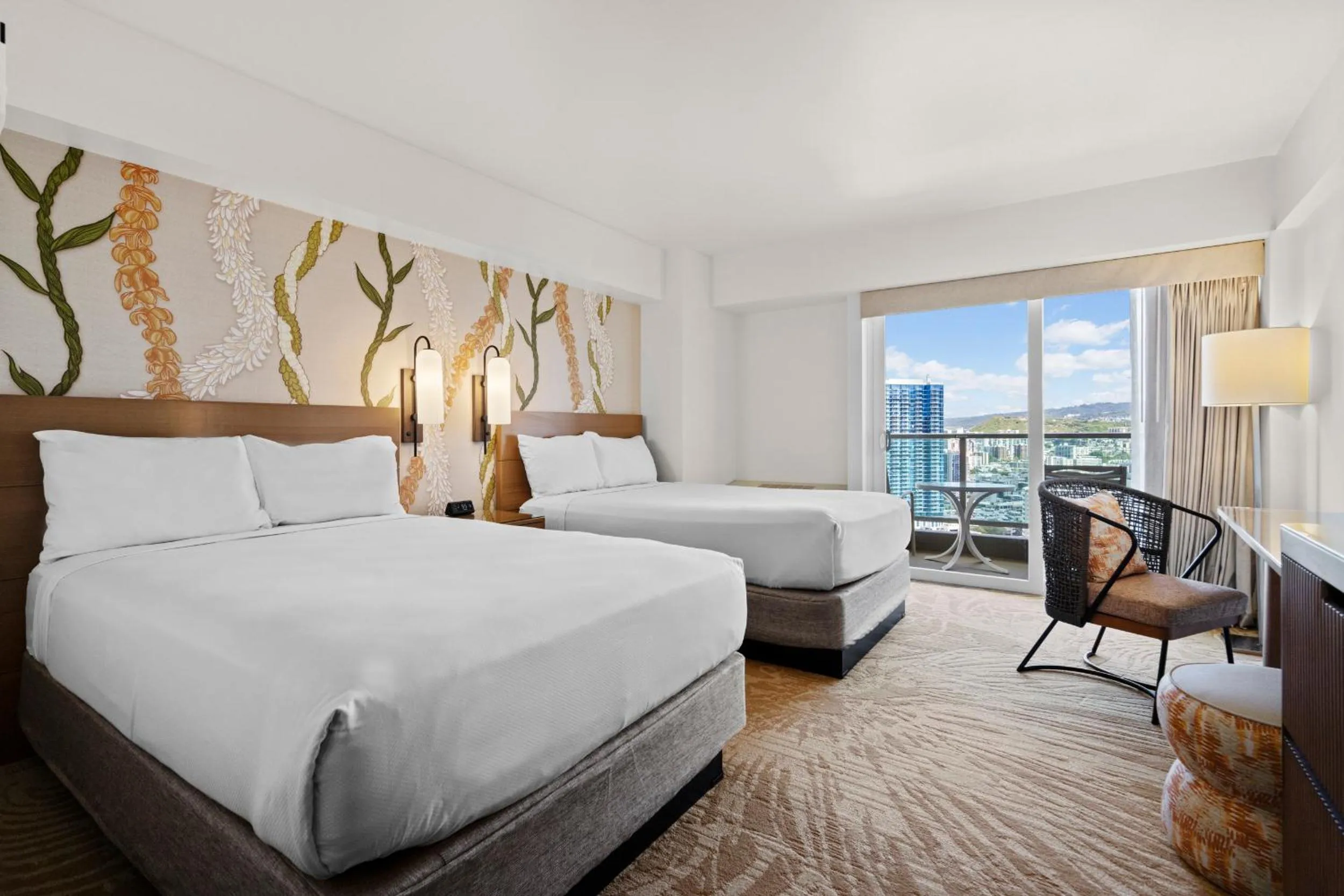 Balcony/Terrace, Bed in Ala Moana Honolulu by Mantra