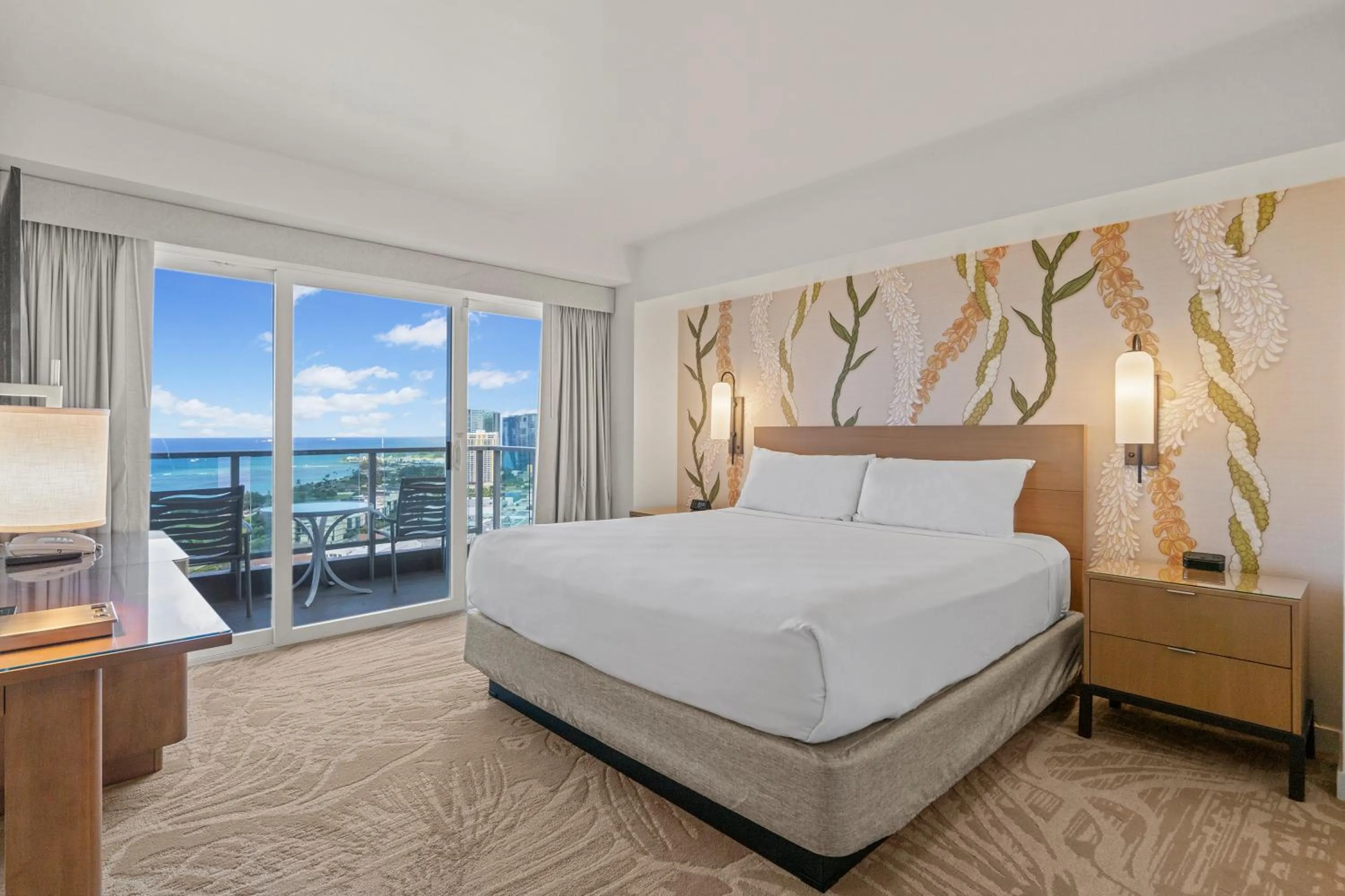 View (from property/room), Bed in Ala Moana Honolulu by Mantra