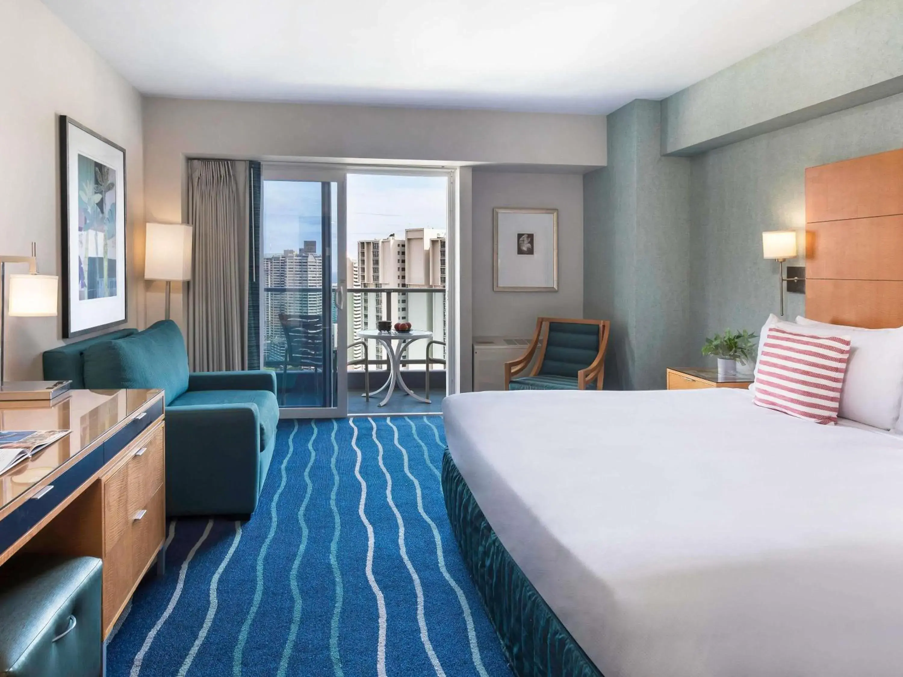 Newly Renovated Waikiki Tower Room with Partial Ocean View in Ala Moana Honolulu by Mantra Newly Renovated Waikiki Tower Room with Partial Ocean View in Ala Moana Honolulu by Mantra