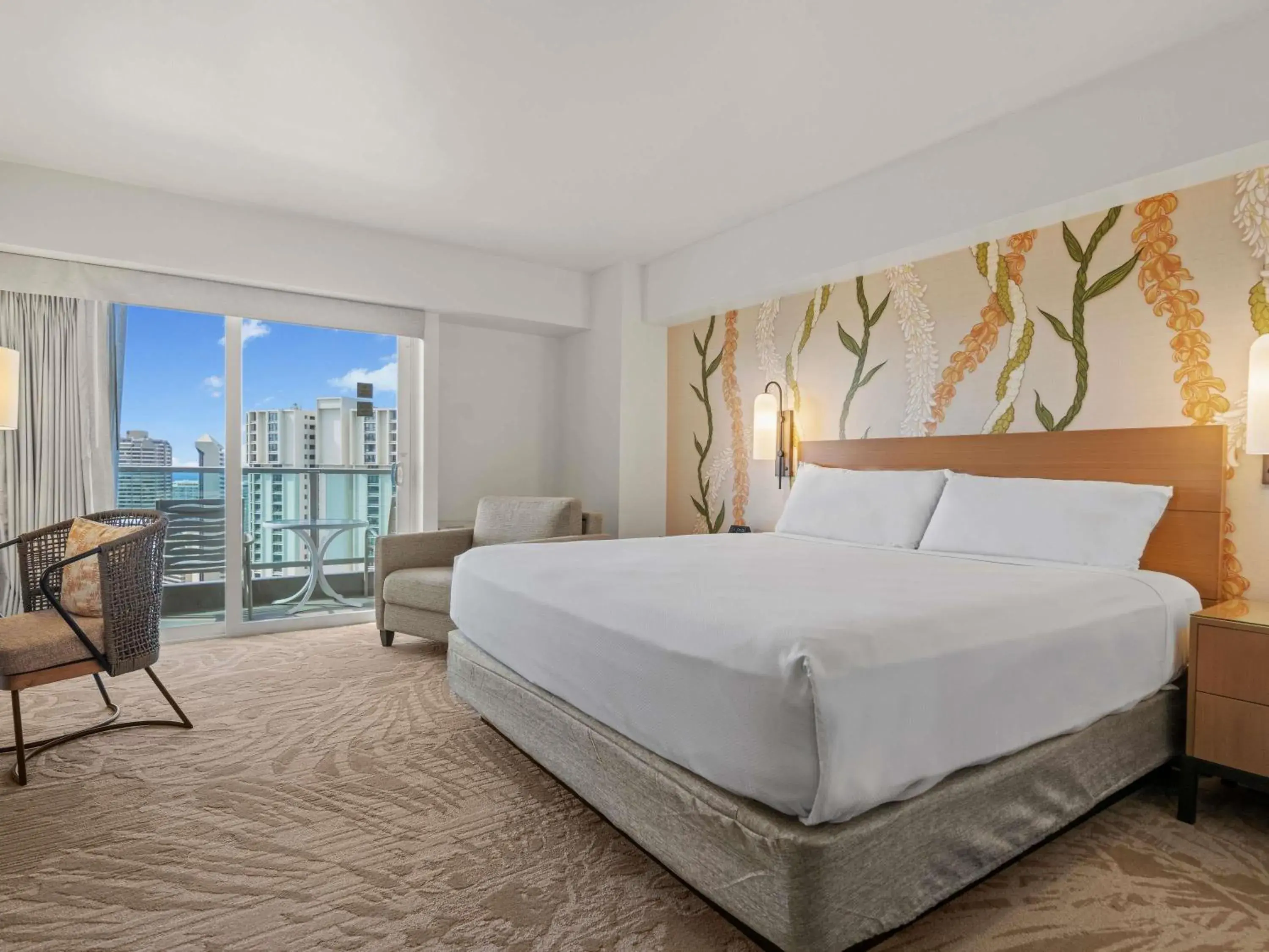 Newly Renovated Waikiki Tower Room with Partial Ocean View in Ala Moana Honolulu by Mantra Newly Renovated Waikiki Tower Room with Partial Ocean View in Ala Moana Honolulu by Mantra
