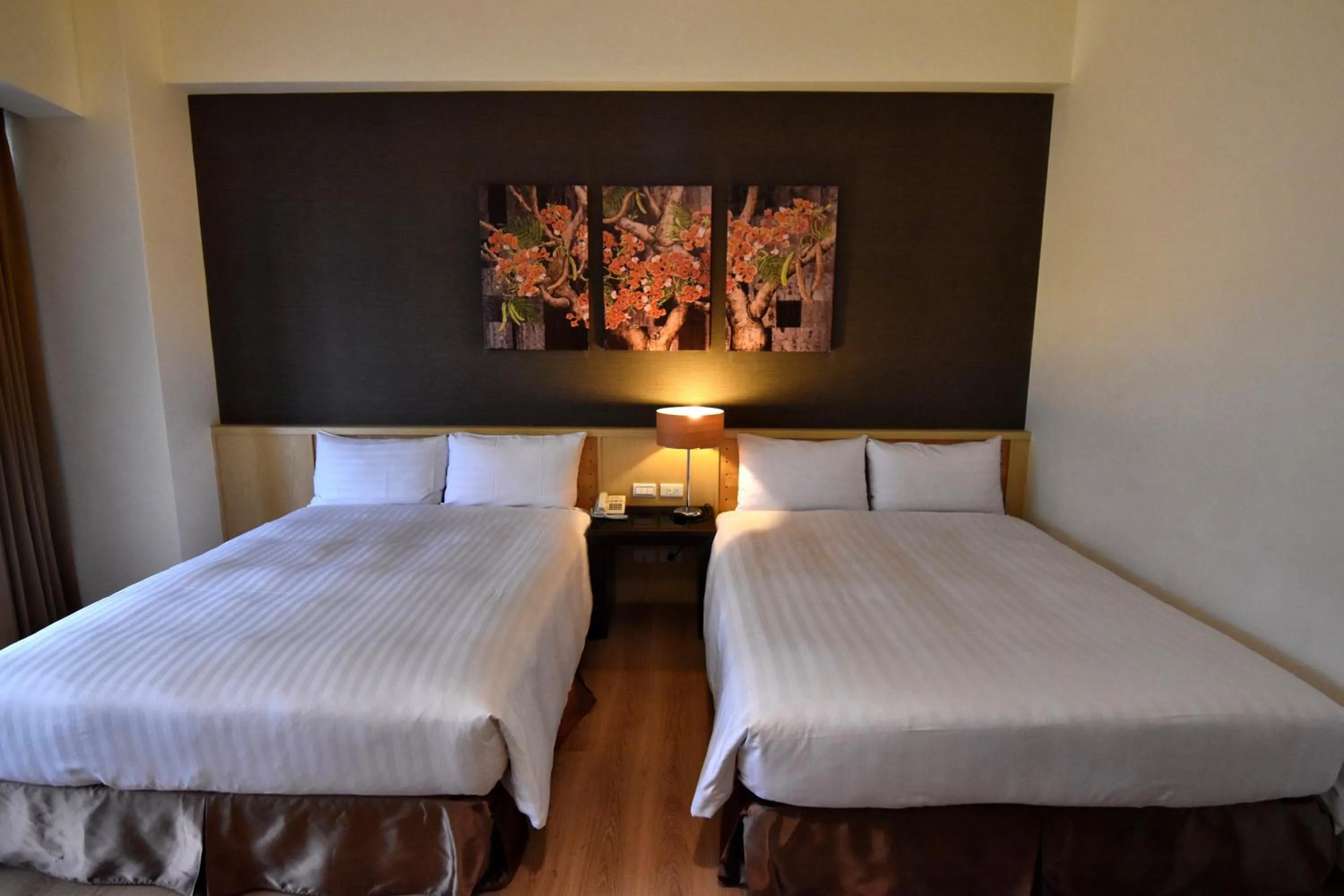 bunk bed, Bed in LeaLea Garden Hotels - Moon Lake