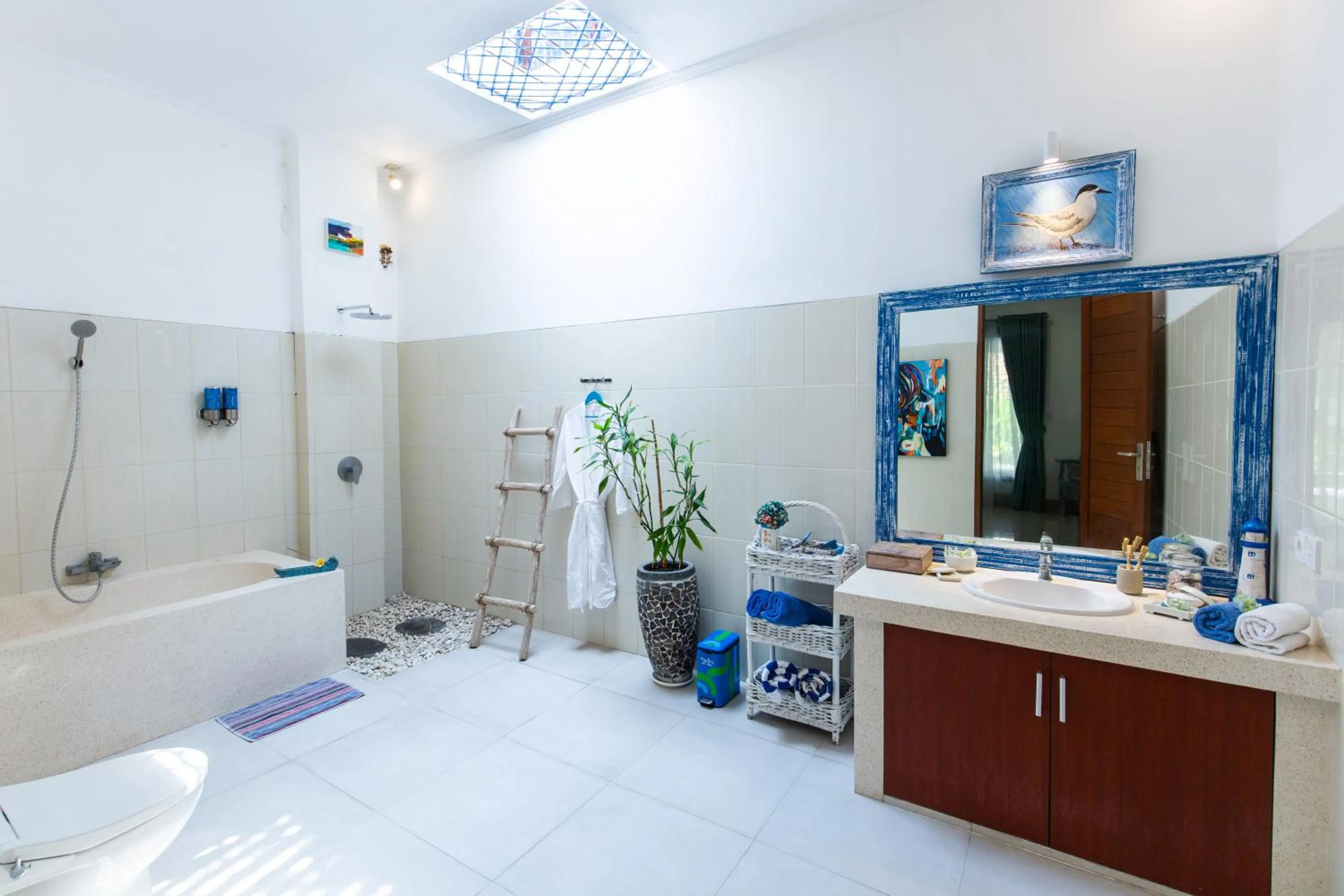 Shower in MasBro ART Villas