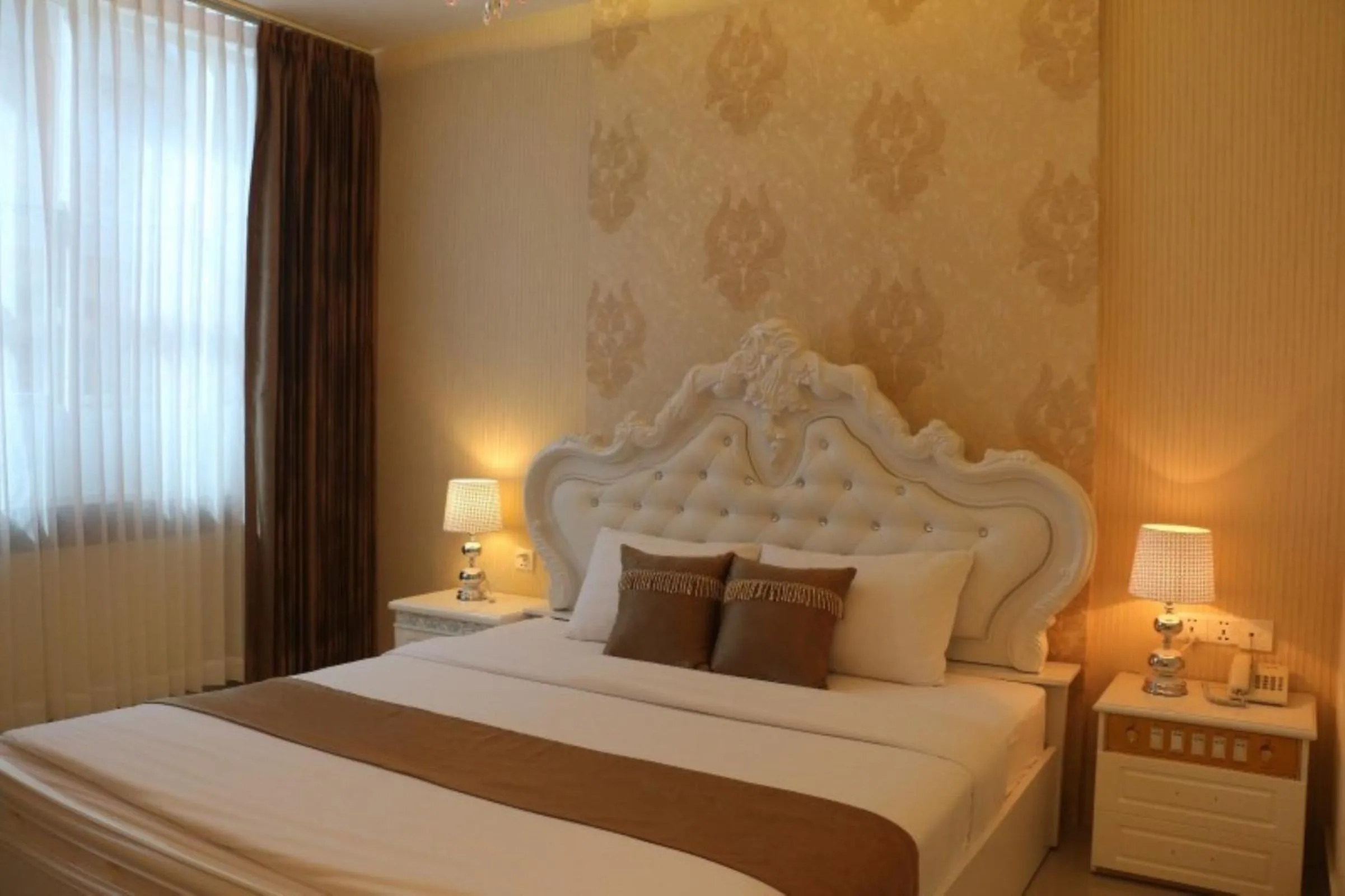 Bedroom in You Eng Hotel