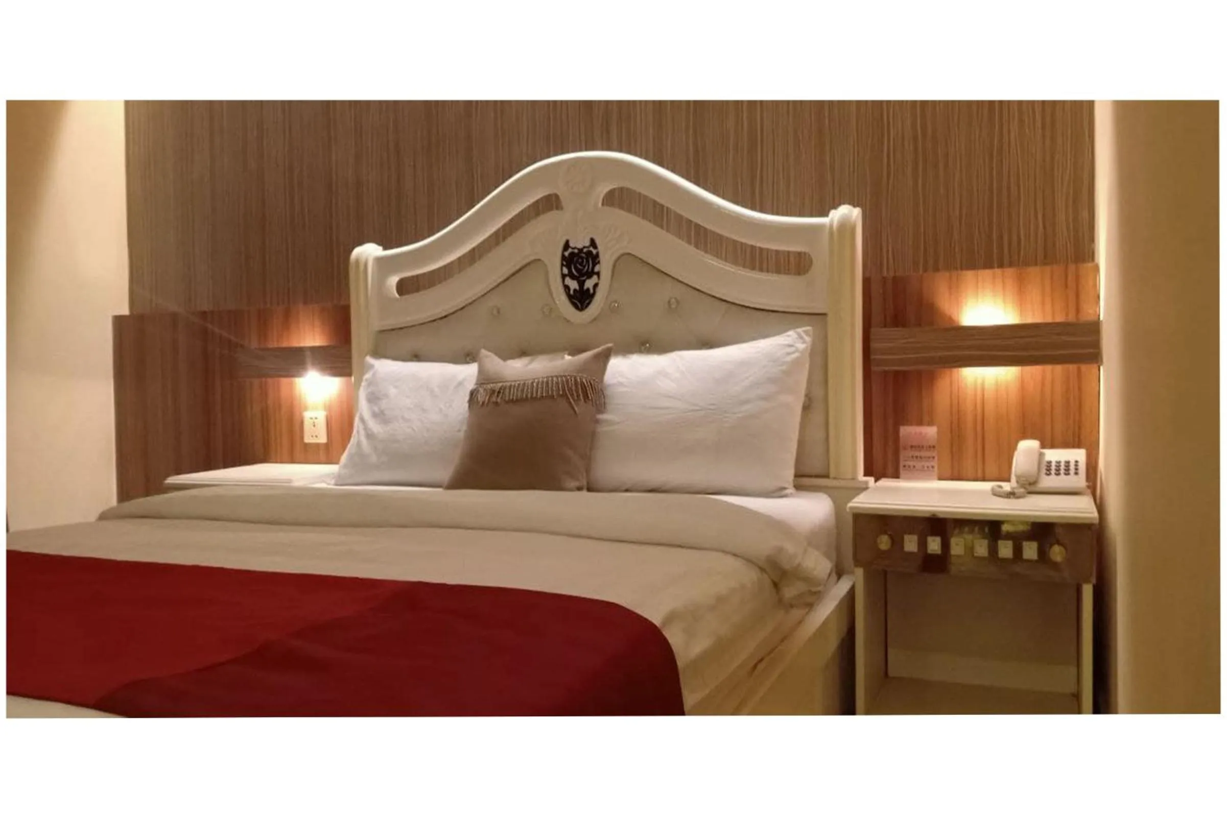 Bedroom in You Eng Hotel