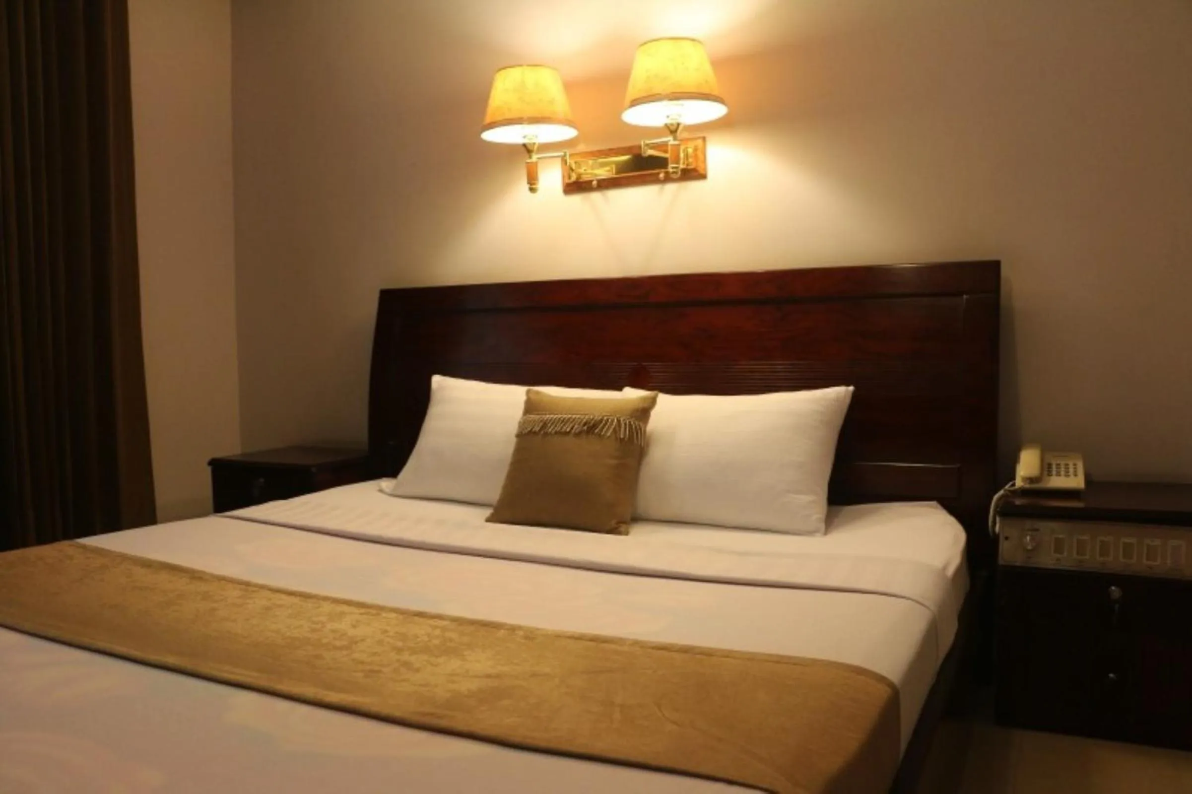 Bed in You Eng Hotel