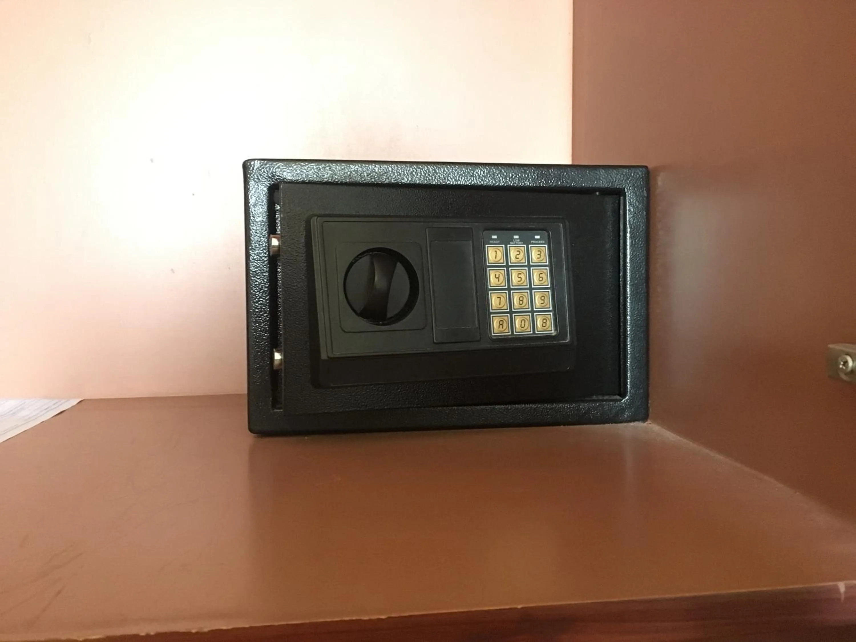 Area and facilities in Cochin Palace