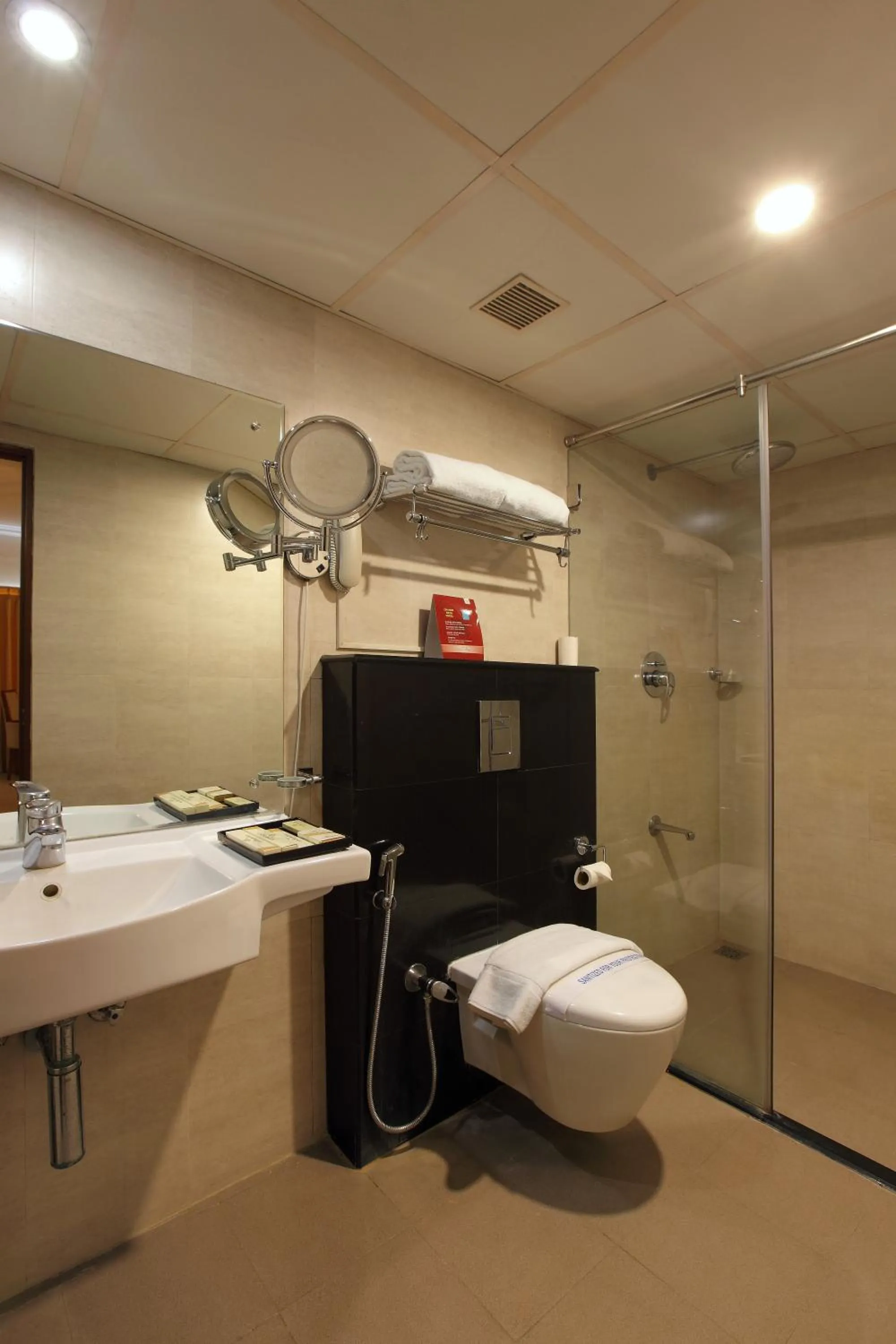 Bathroom in Cochin Palace