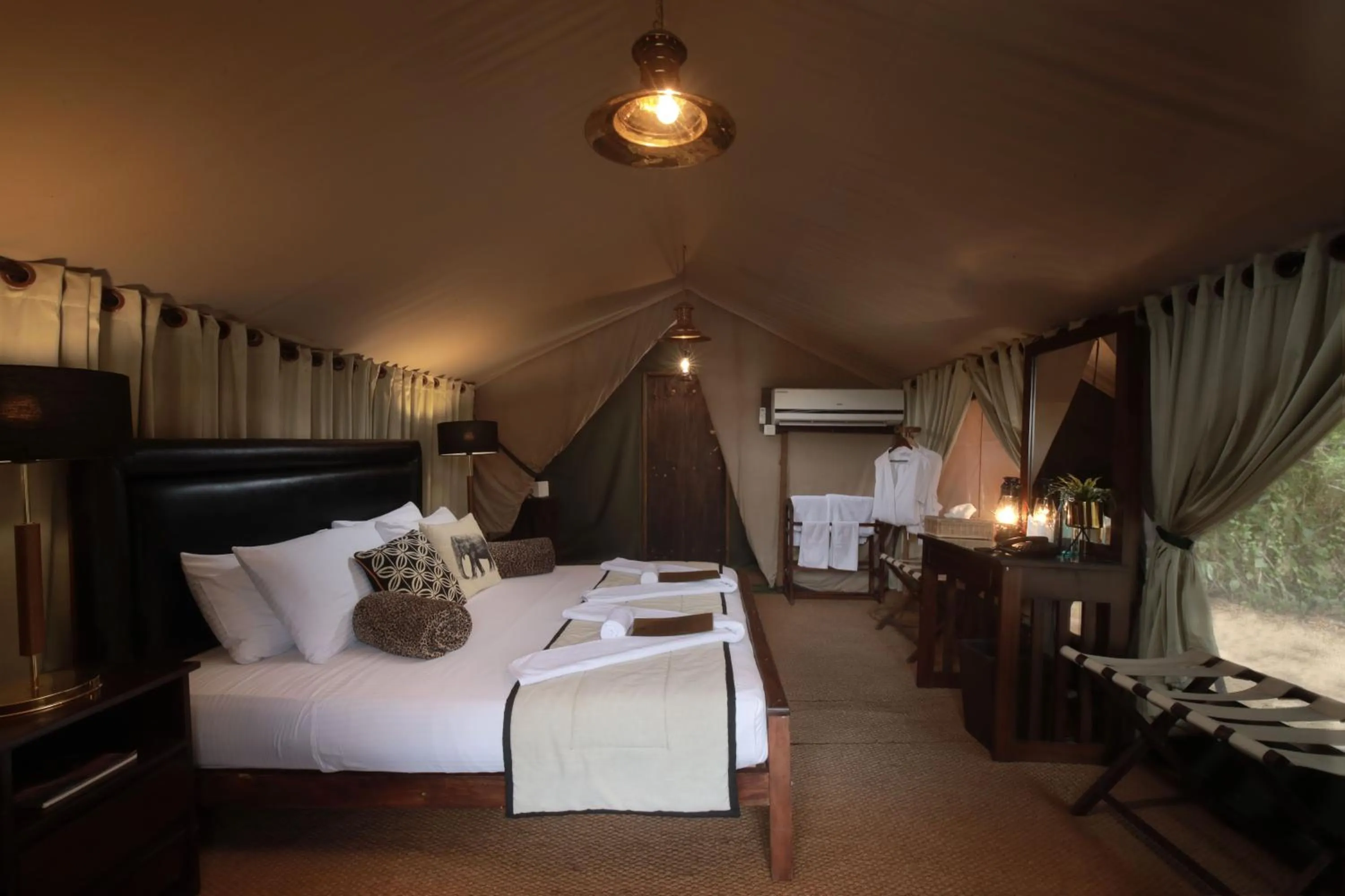 Bedroom, Bed in Leopard Trails Yala
