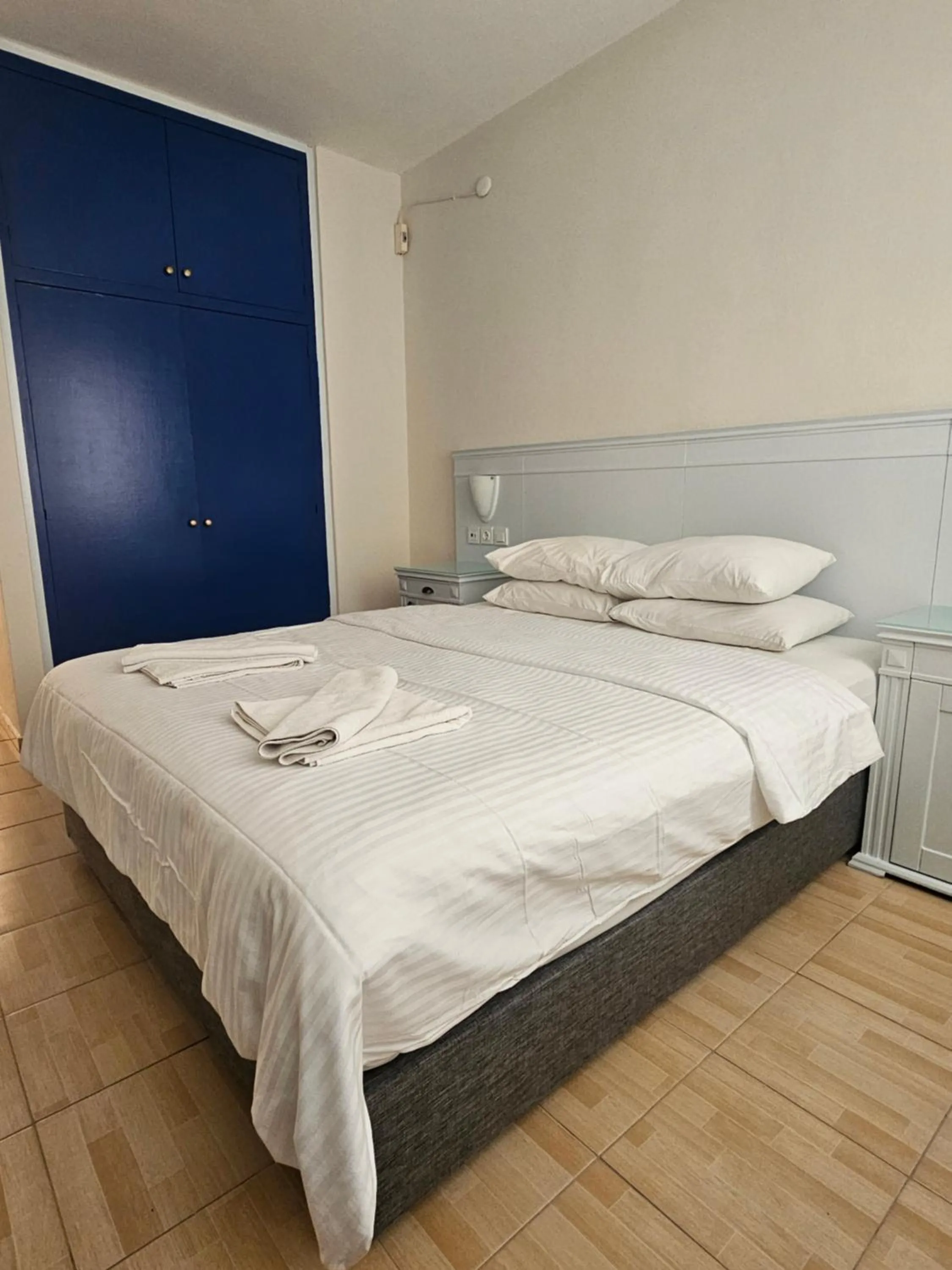 Bed in Cicek Apart Hotel