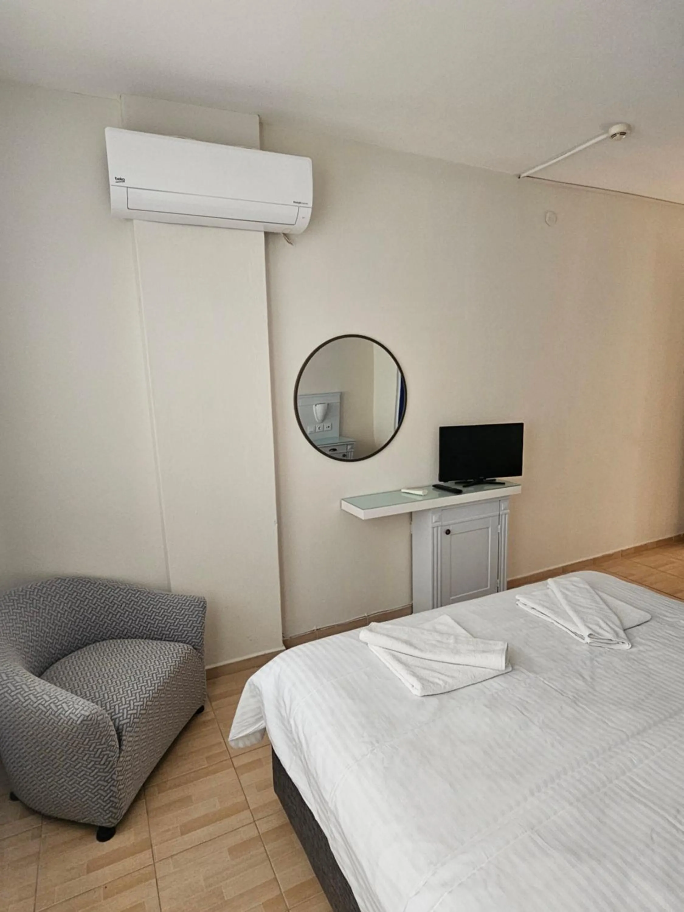 Bedroom, Bed in Cicek Apart Hotel