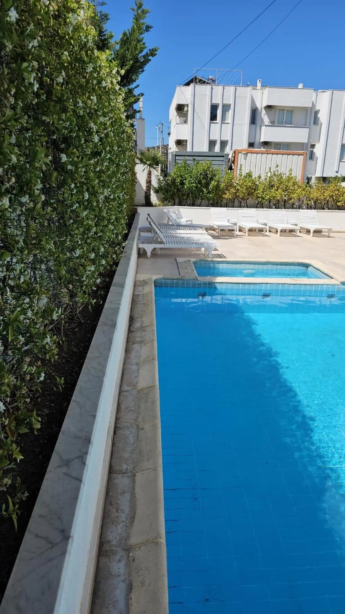 Pool view in Cicek Apart Hotel