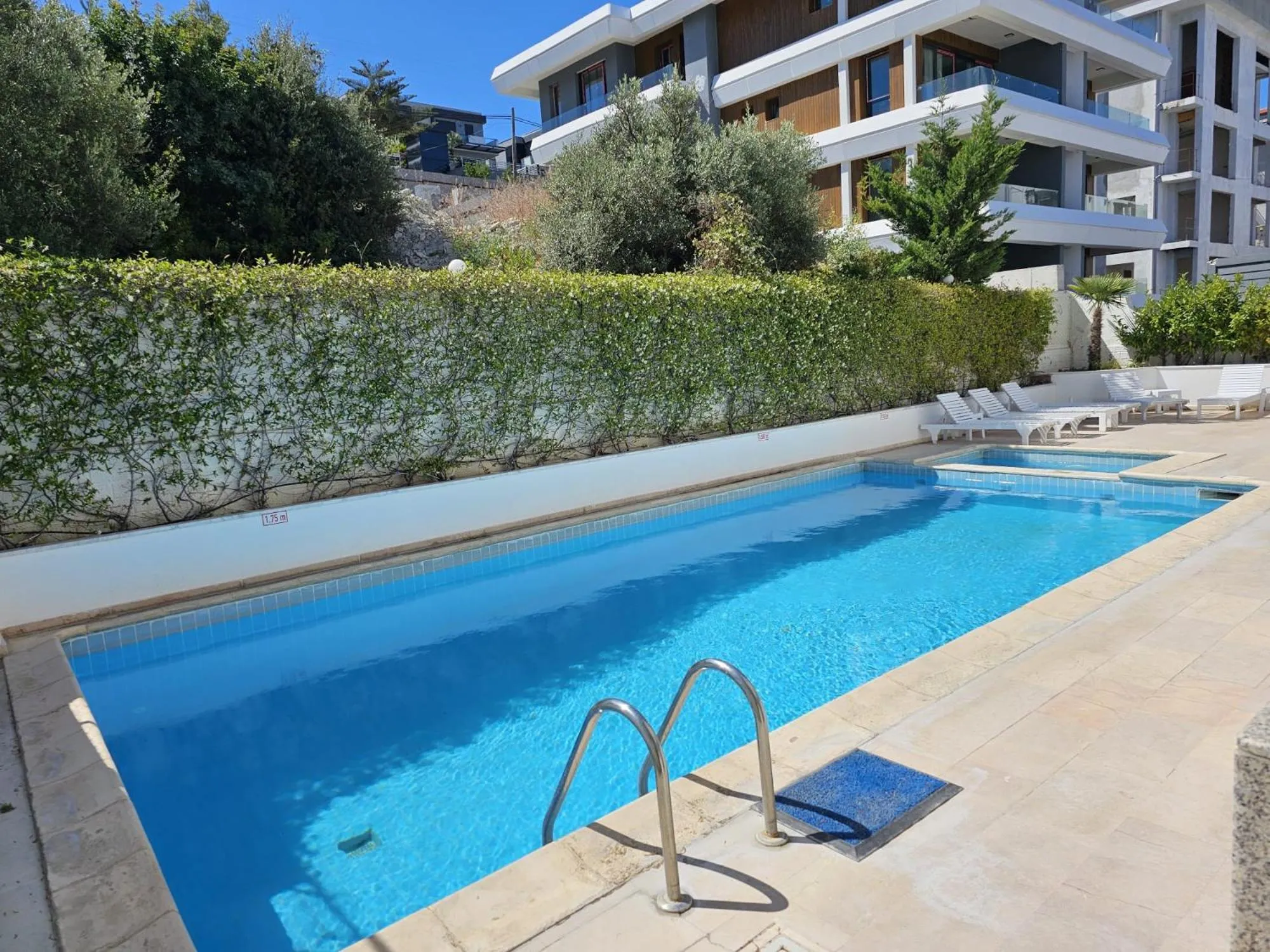 Pool view in Cicek Apart Hotel