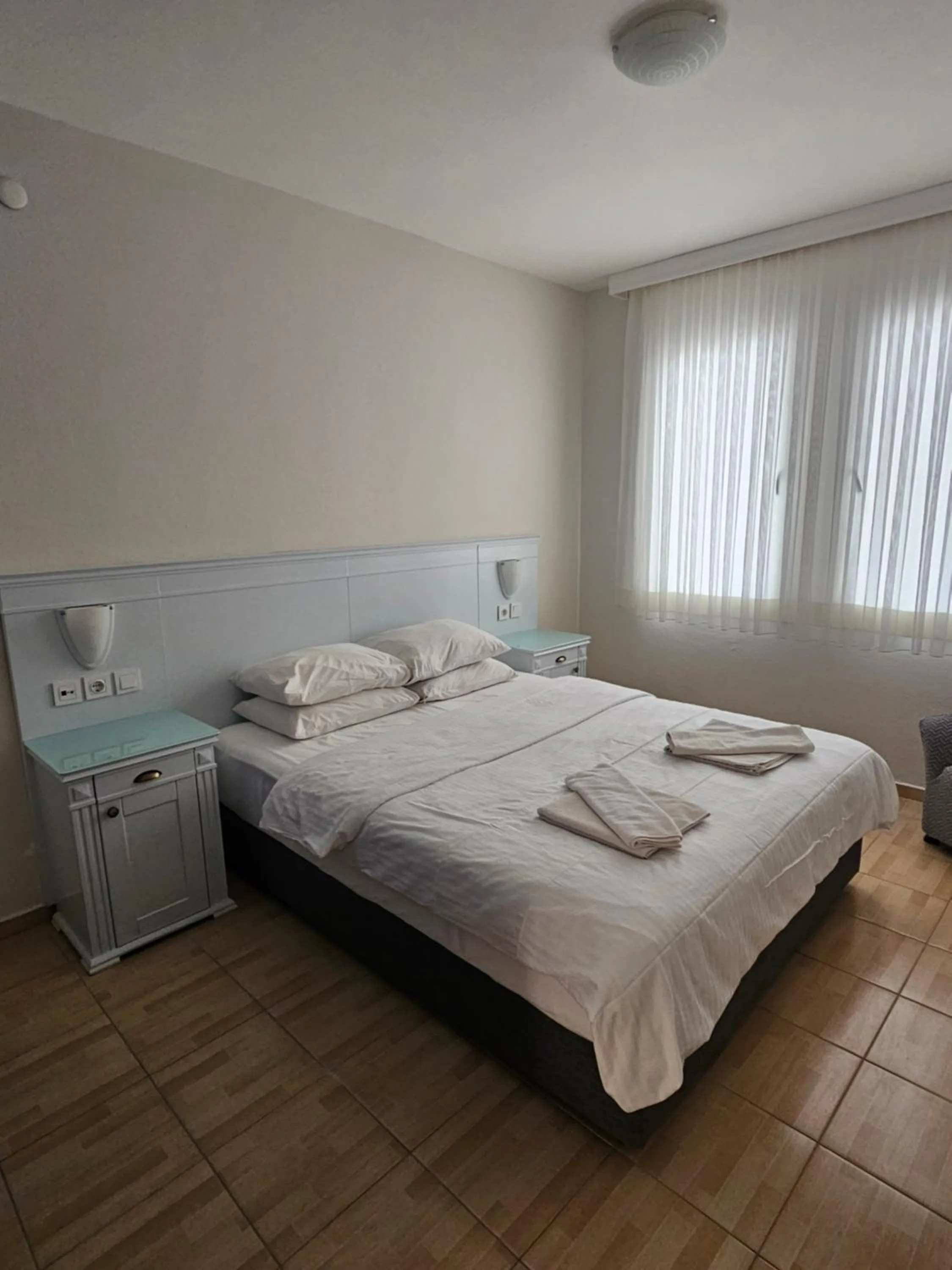 Bed in Cicek Apart Hotel